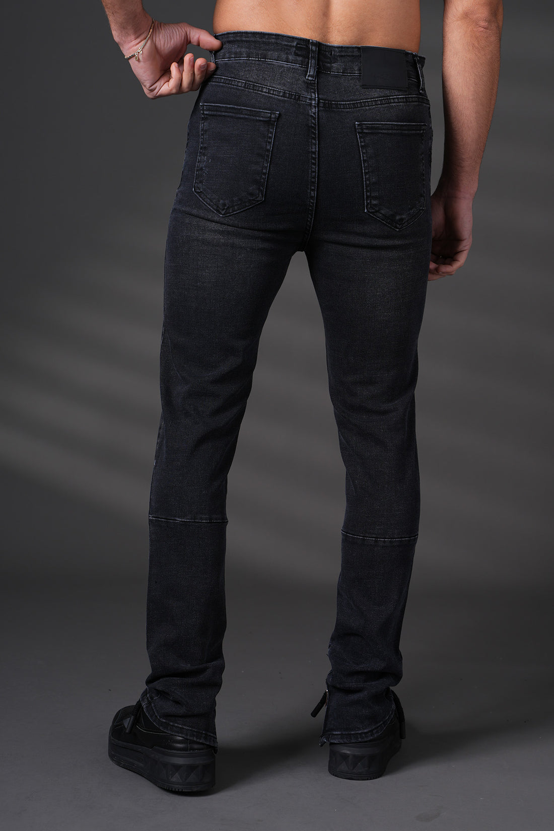 JEAN ZIPPED FIT F0025