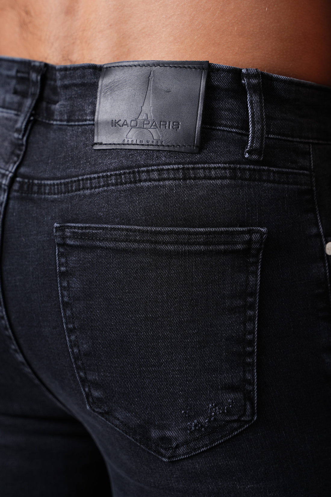 JEAN ZIPPED FIT F0025