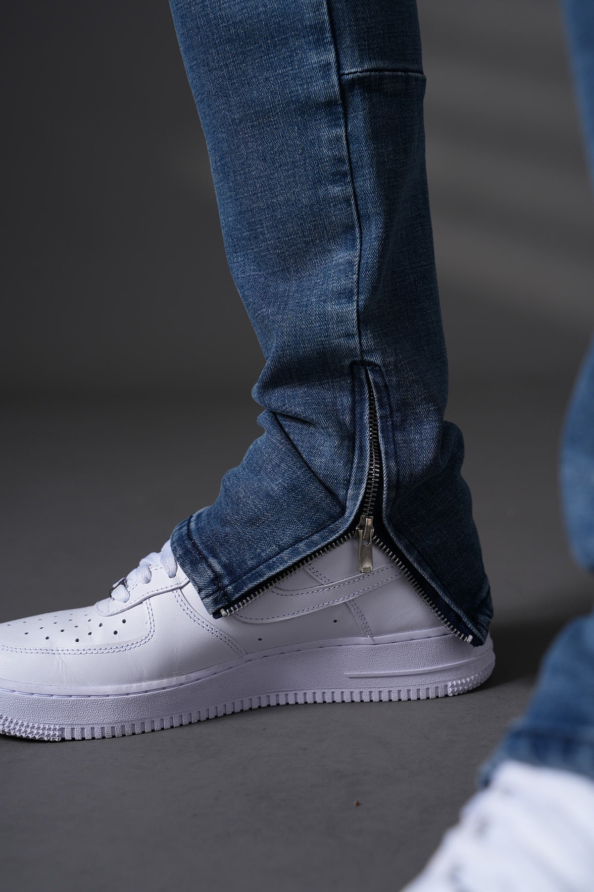 JEAN ZIPPED FIT F0018