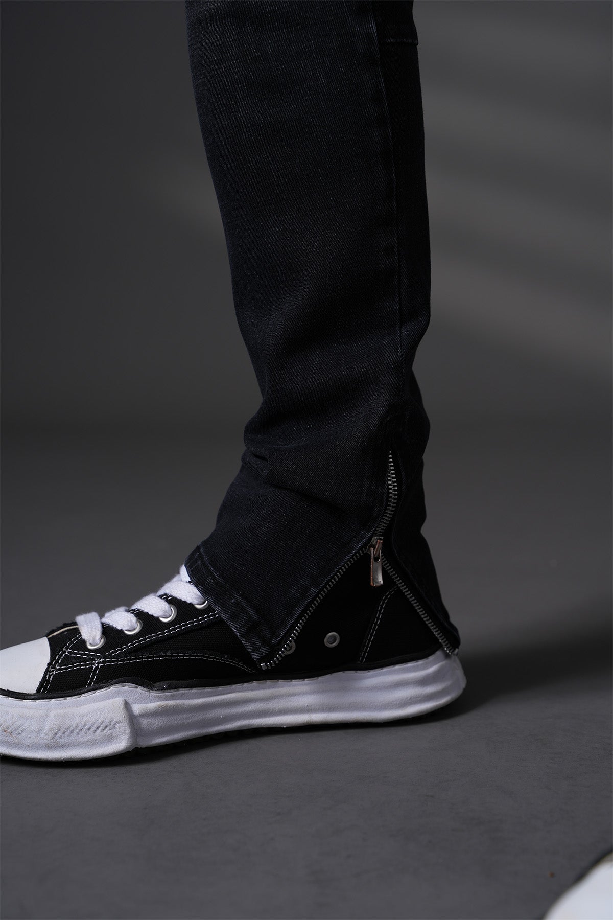 JEAN ZIPPED FIT F0022