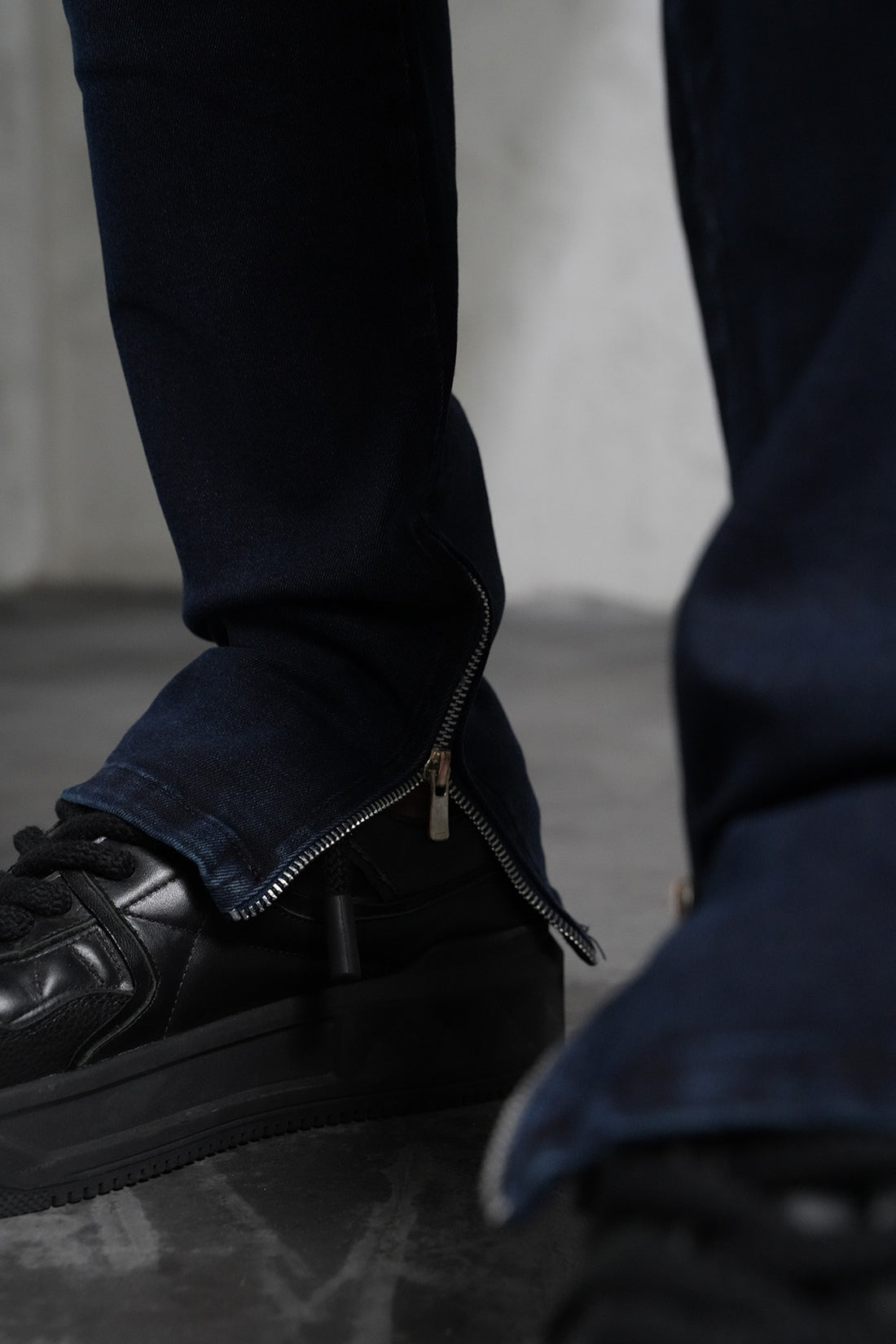 JEAN ZIPPED F006