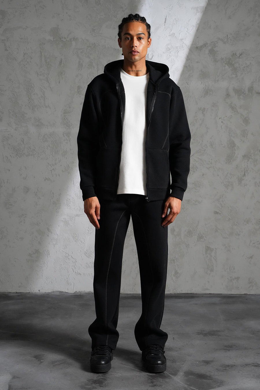 ENSEMBLE REGULAR FIT LP2609