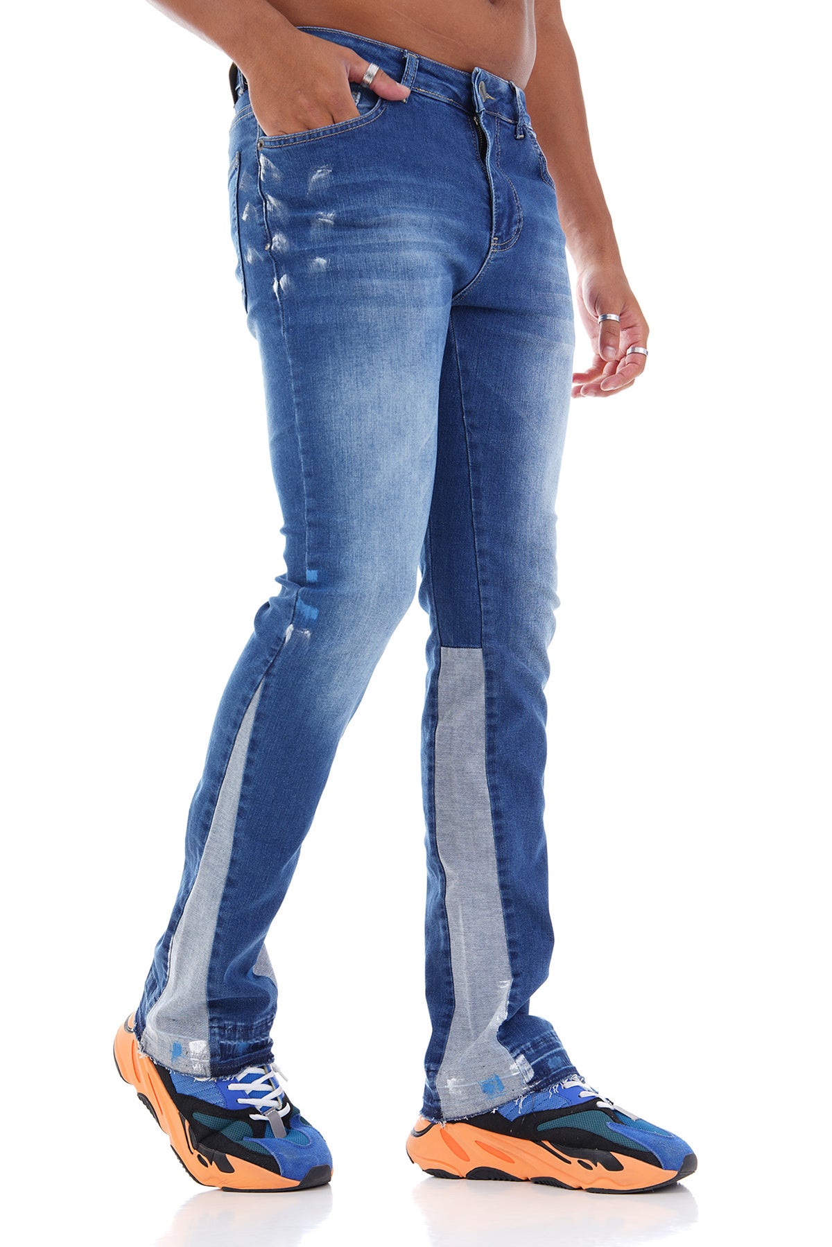 JEANS MIT WEITEM BEIN LL2000126
