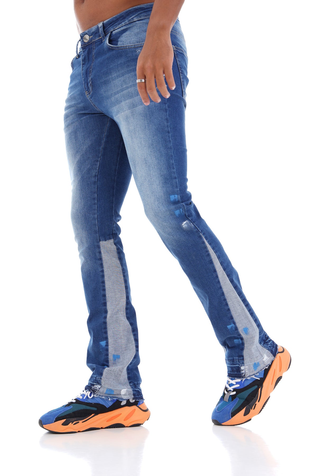 JEANS MIT WEITEM BEIN LL2000126