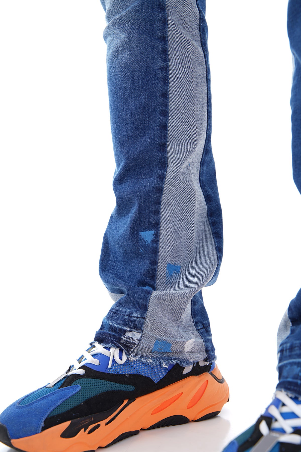 JEANS MIT WEITEM BEIN LL2000126