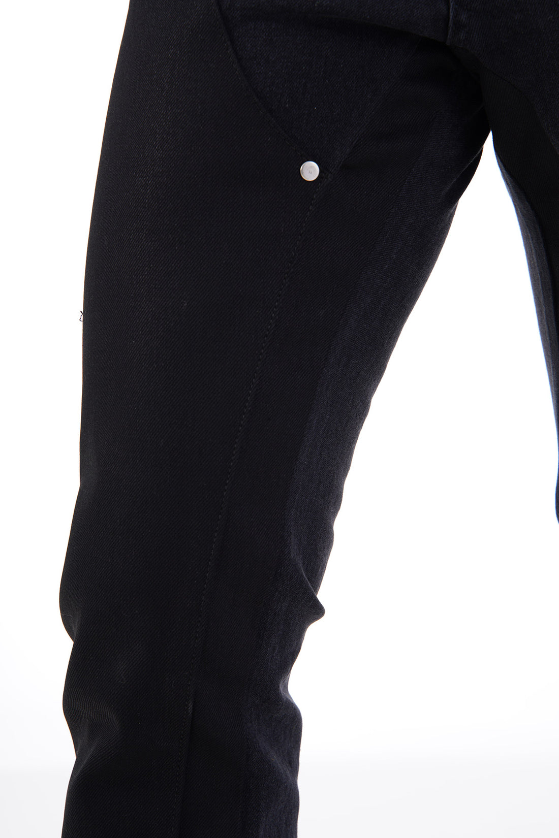 JEANS MIT WEITEM BEIN ART439