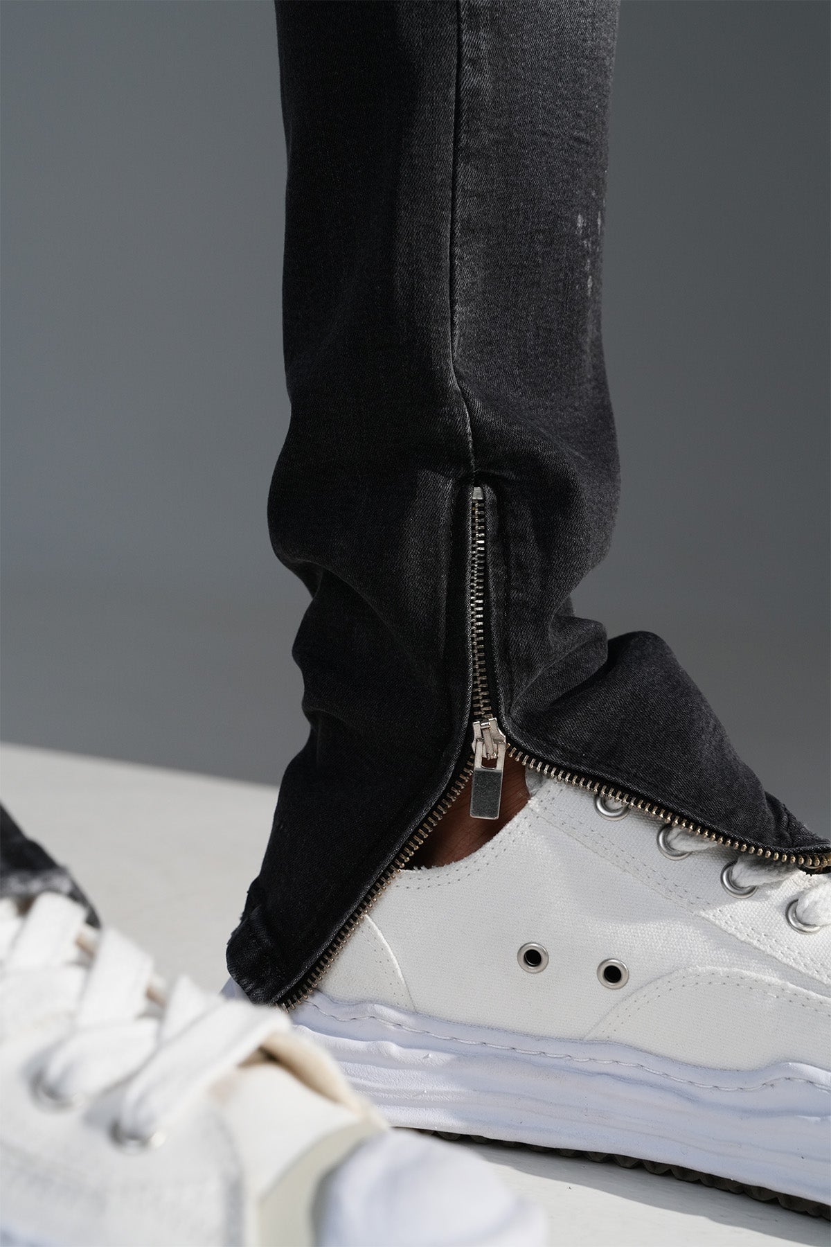 ZIPPED JEAN LL2000308