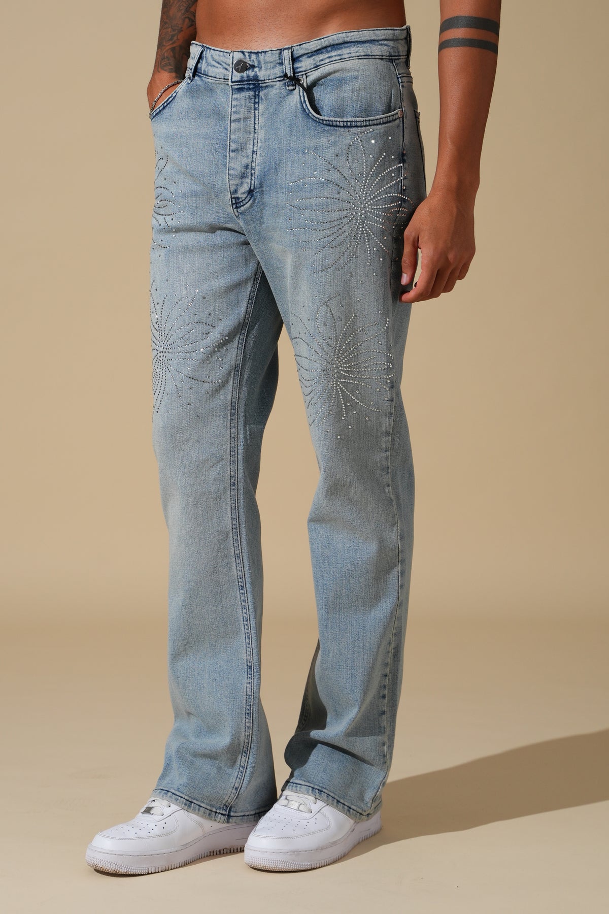 Flared-Jeans mit Strahlenmotiven FG105