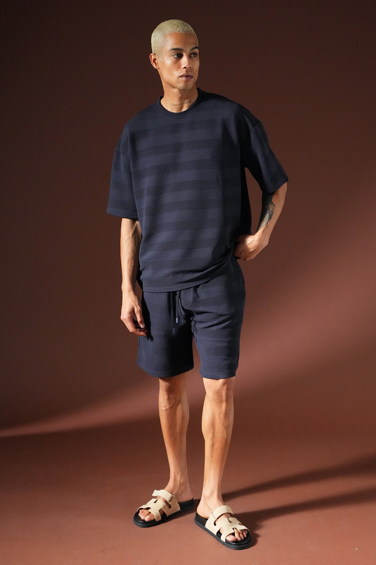 Übergroßes T-Shirt- und Shorts-Set IPM1104