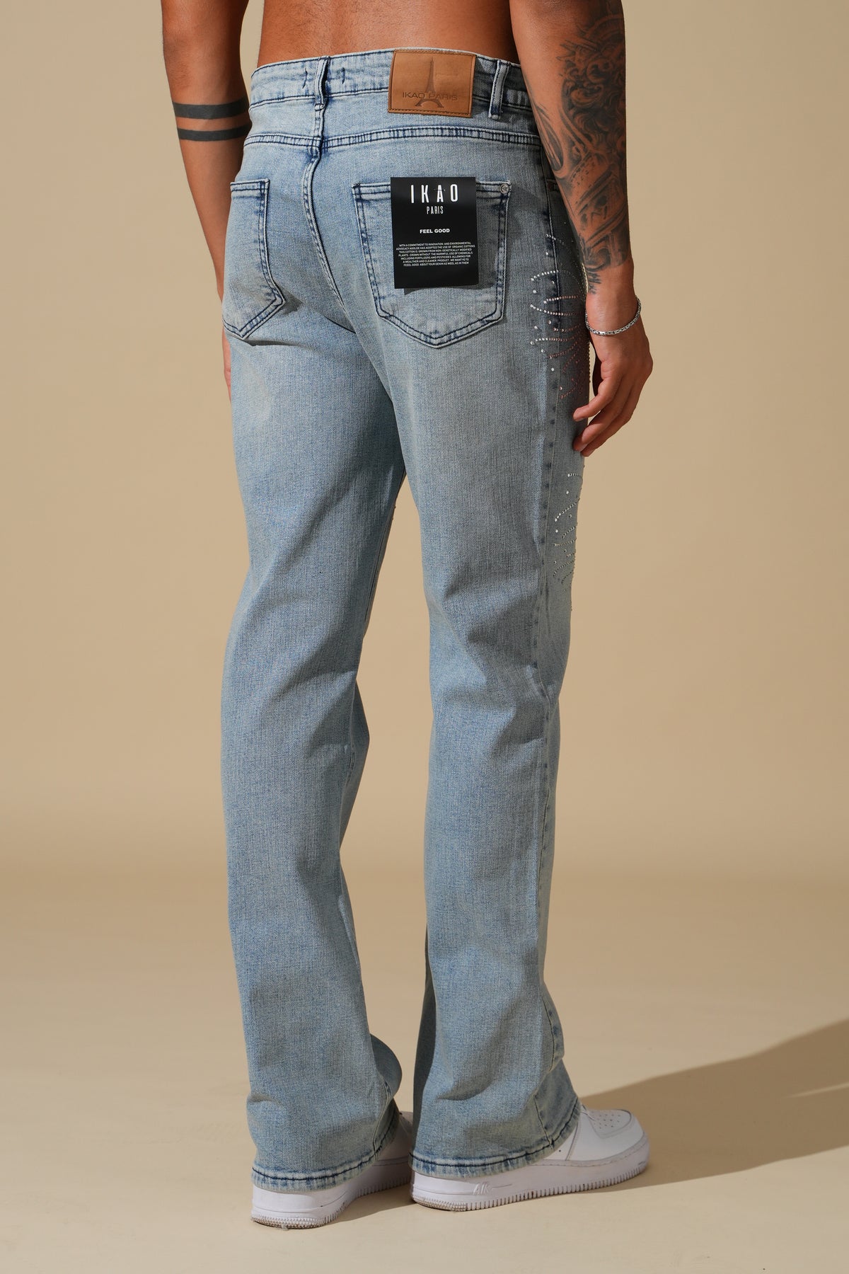 Flared-Jeans mit Strahlenmotiven FG105