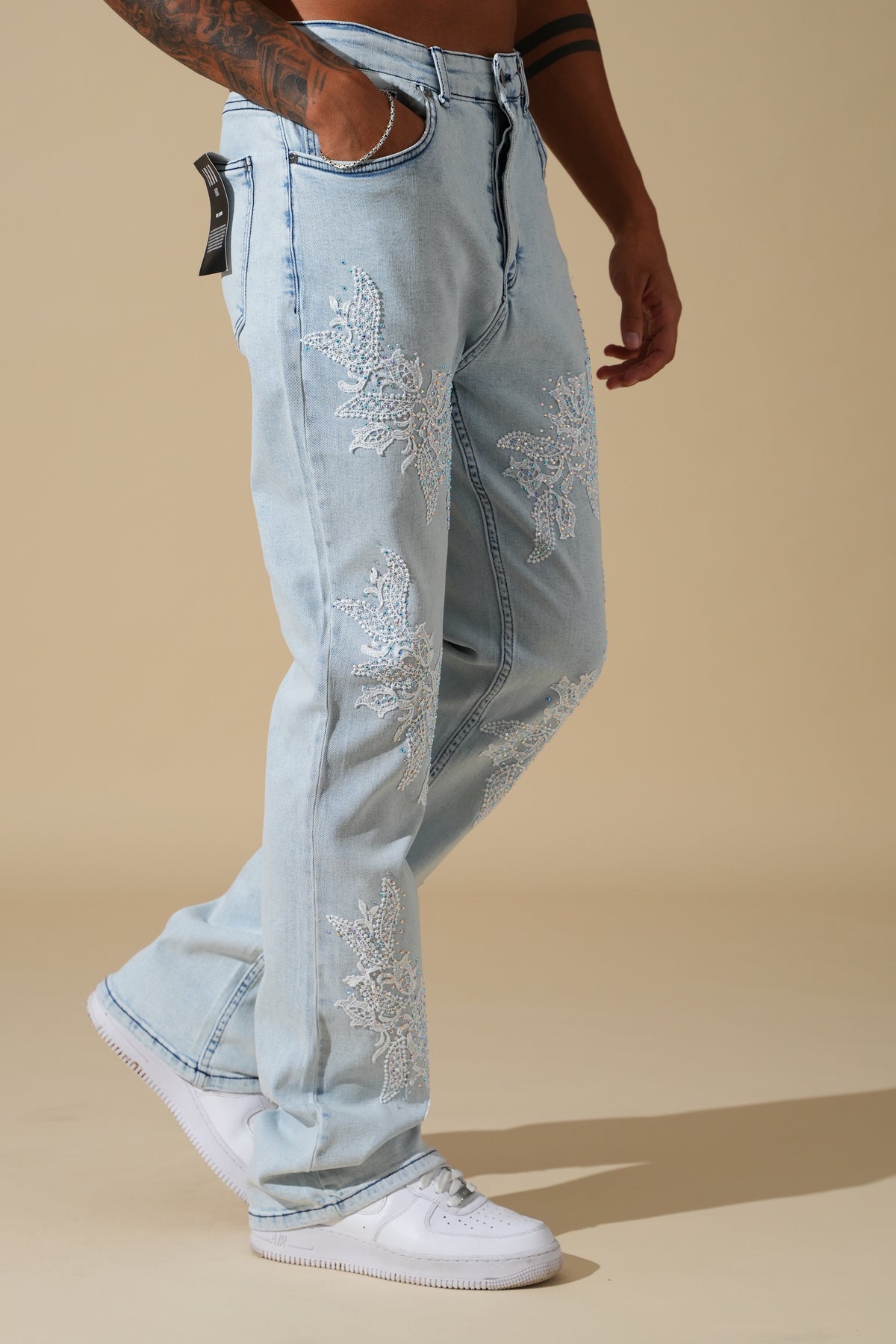 Flared-Jeans mit Blumenmotiven FG110