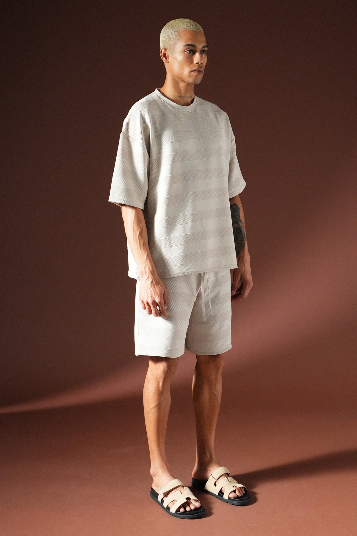 Übergroßes T-Shirt- und Shorts-Set IPM1104