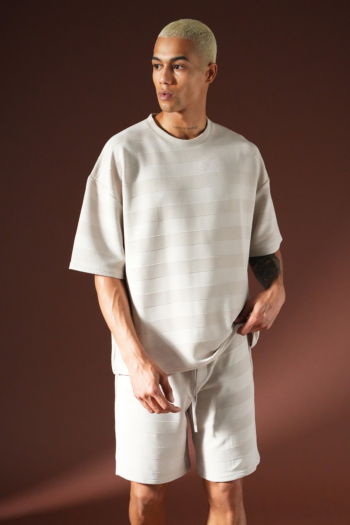Übergroßes T-Shirt- und Shorts-Set IPM1104