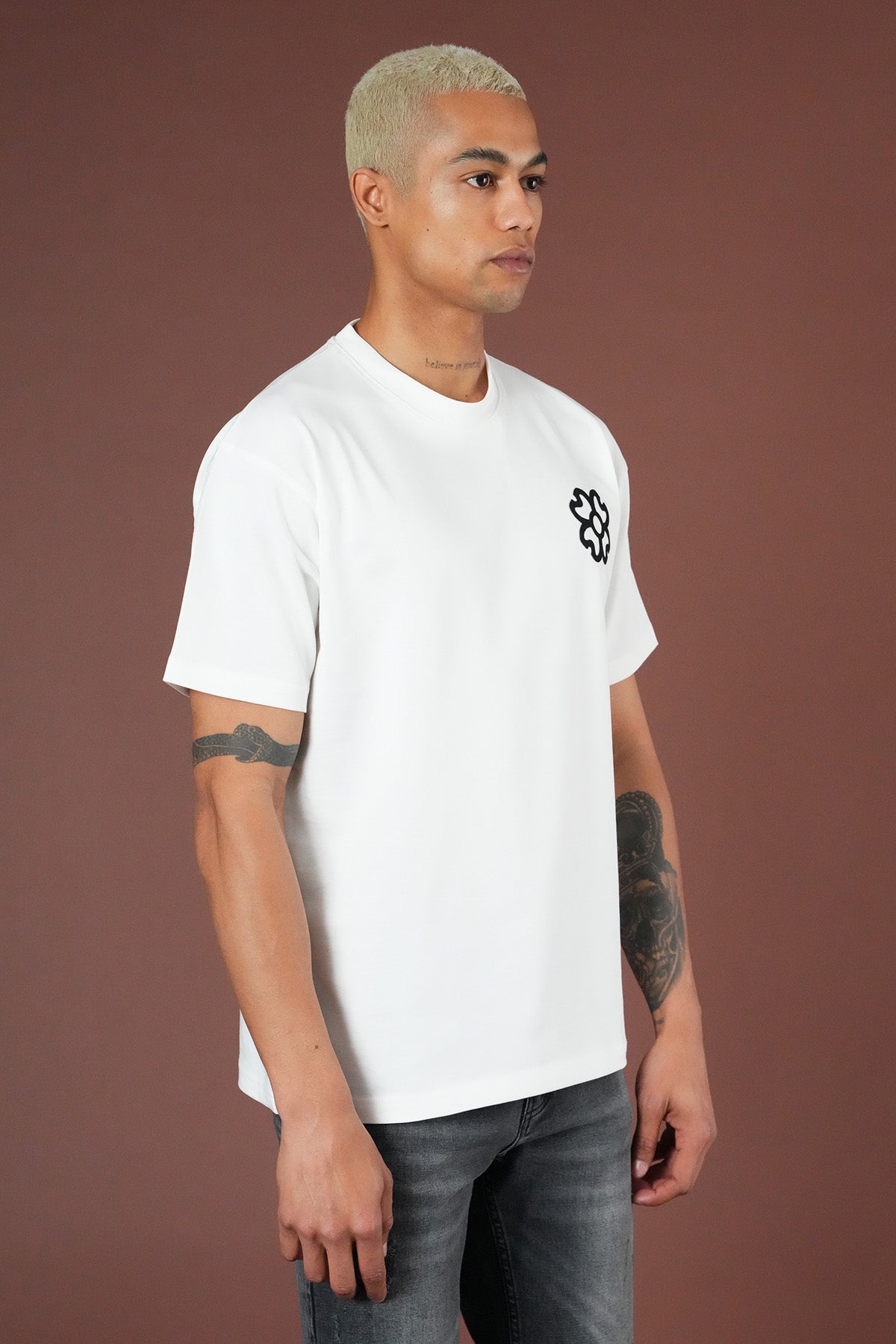 T-shirt MEN'S avec applique fleur devant AND dos LL1100161