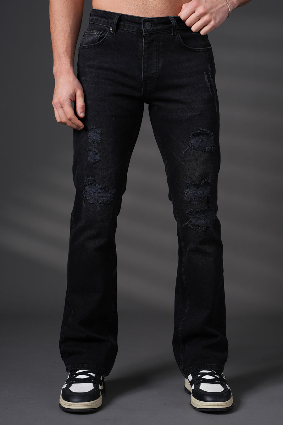black hommes jean flare ikao paris