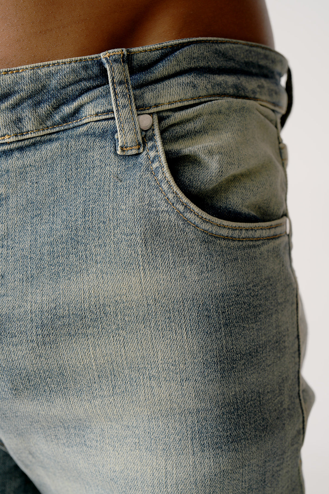 JEAN ZIPPED LL46-3