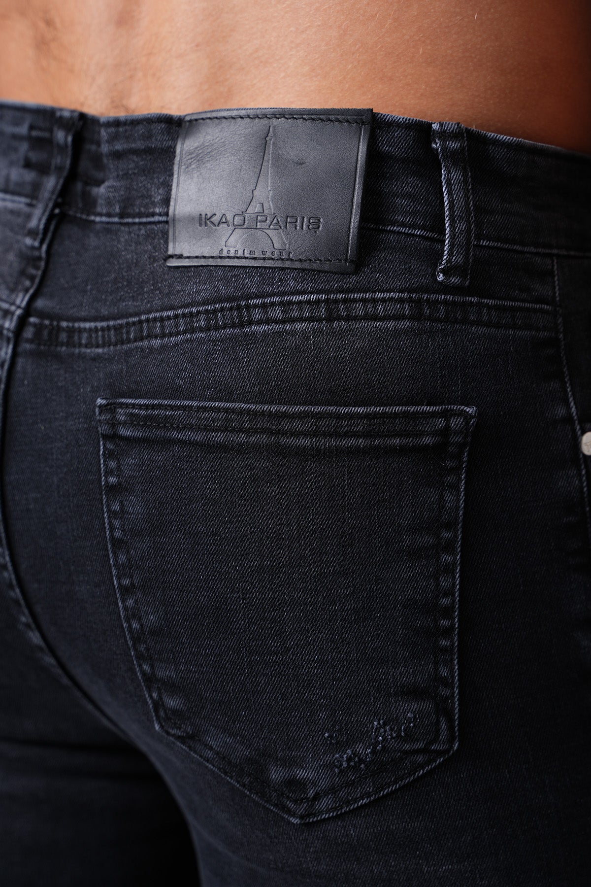 JEAN ZIPPED FIT F0025