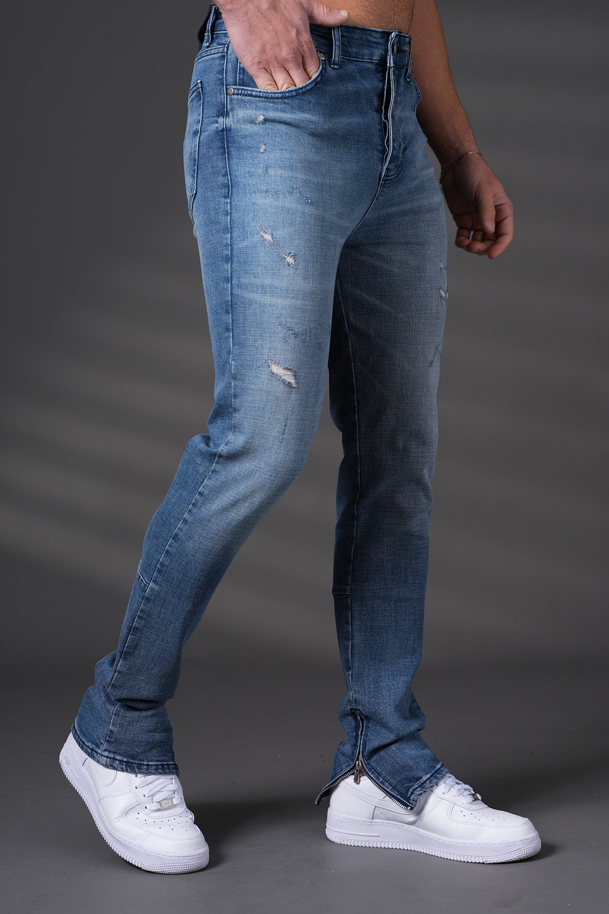 JEANS ZUGESCHNITTENE PASSFORM F0018