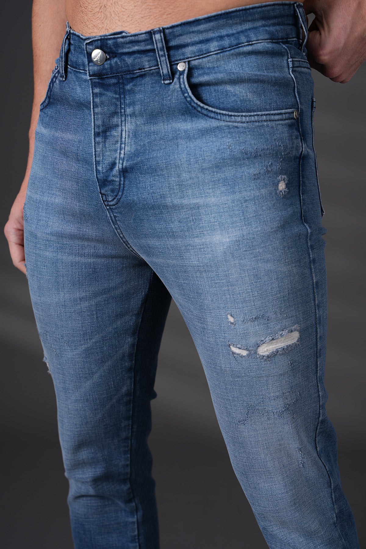 JEAN ZIPPED FIT F0018