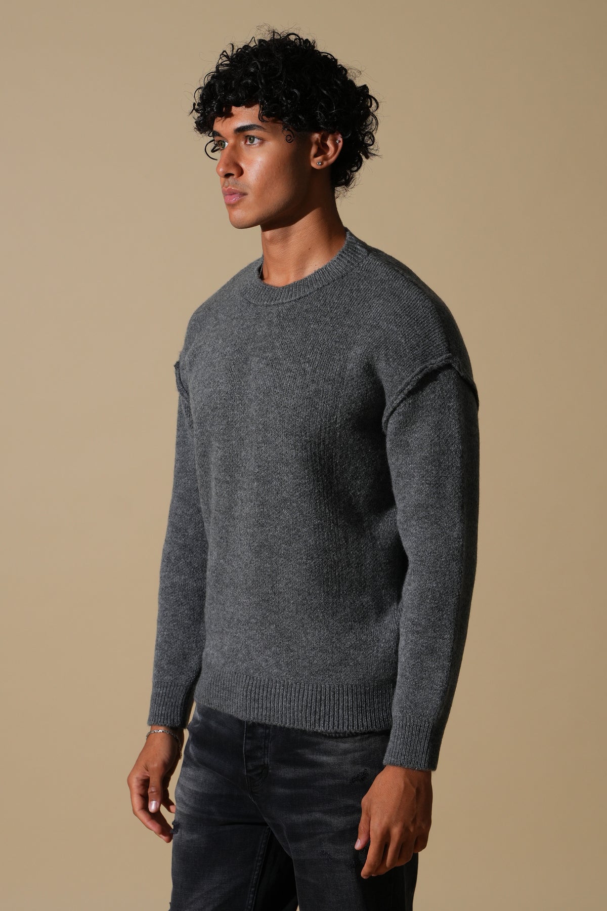 Pullover mit sichtbaren Nähten GL 2711