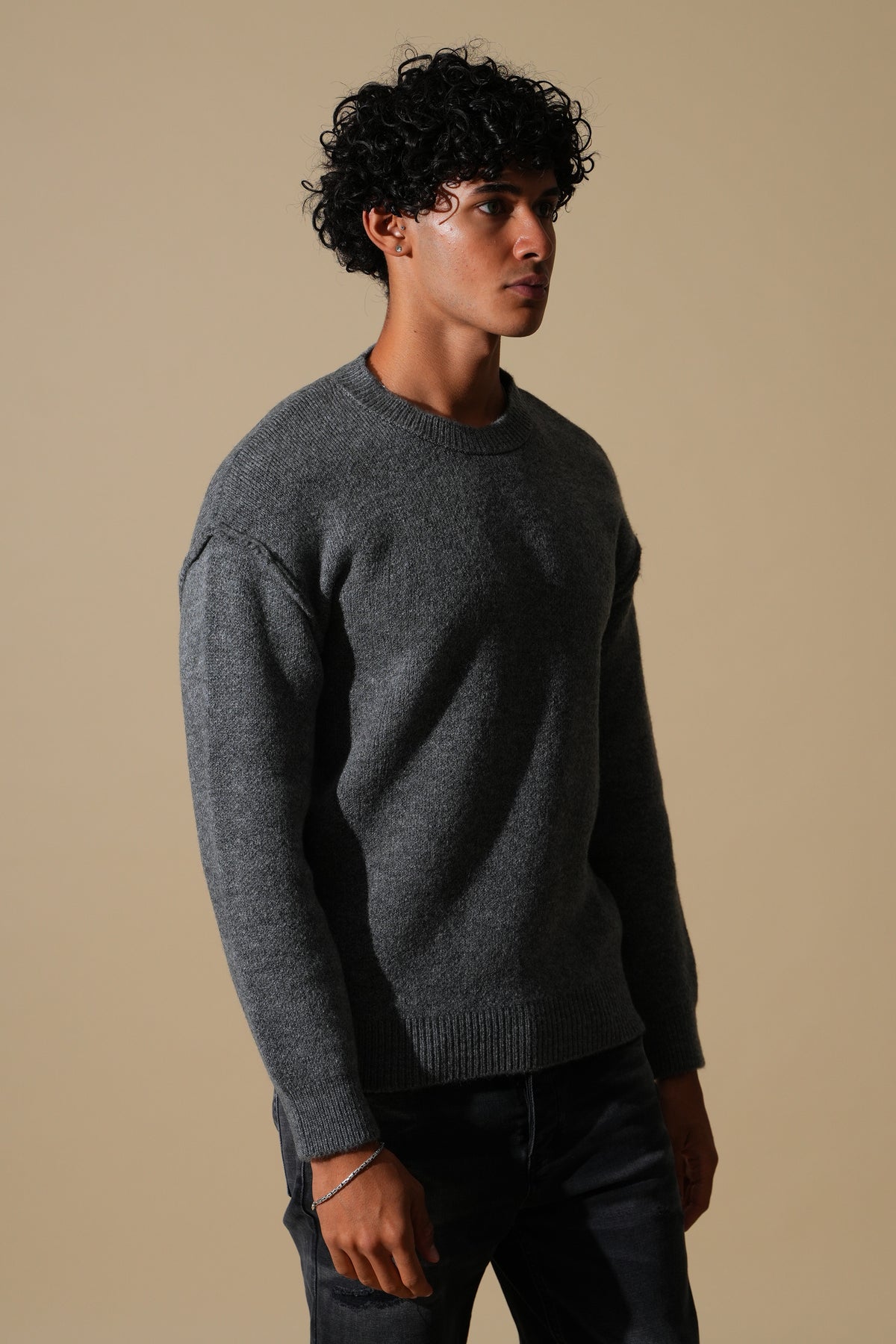 Pullover mit sichtbaren Nähten GL 2711