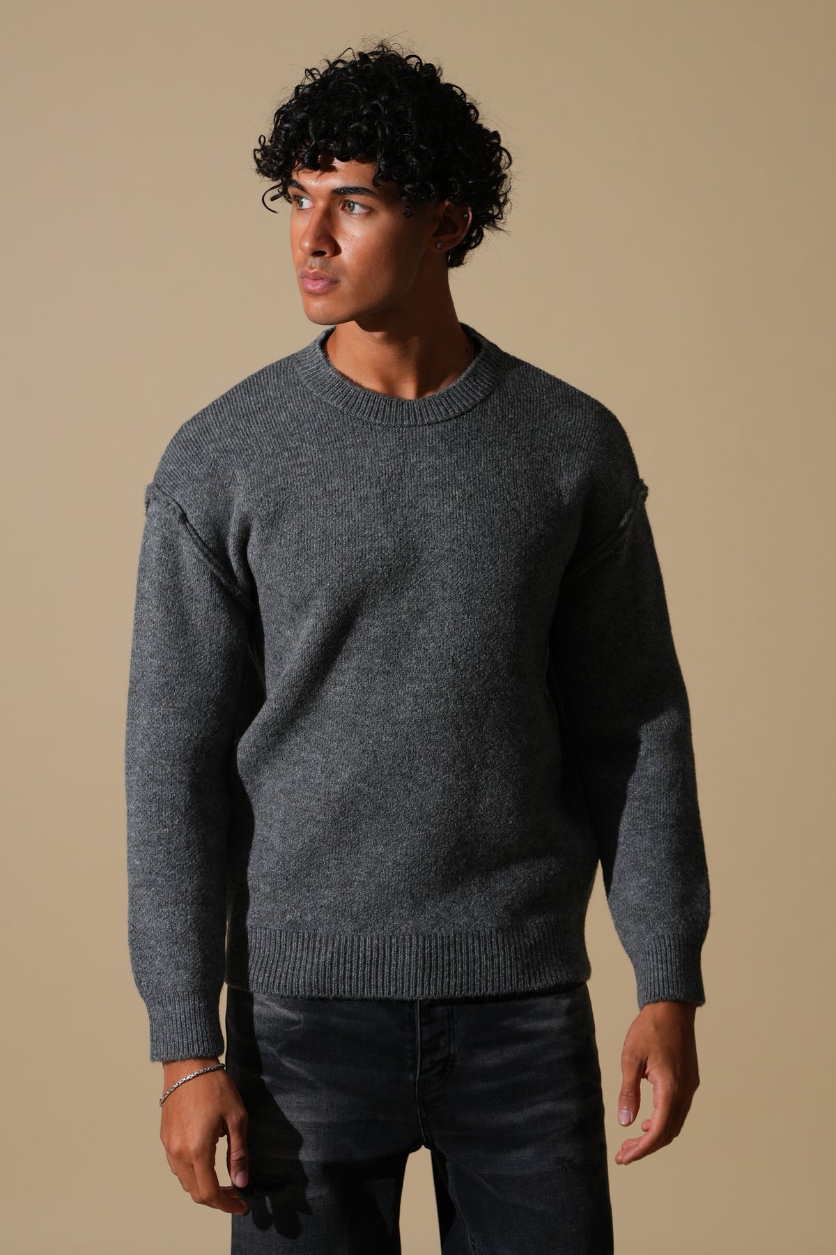 Pullover mit sichtbaren Nähten GL 2711