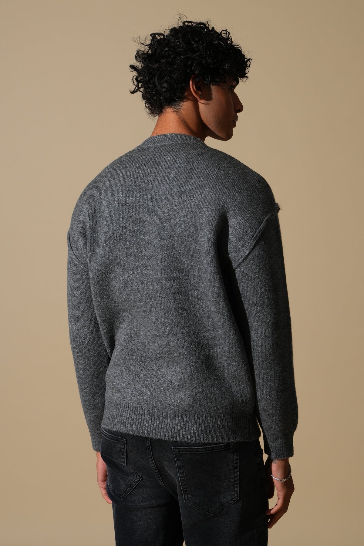 Pullover mit sichtbaren Nähten GL 2711