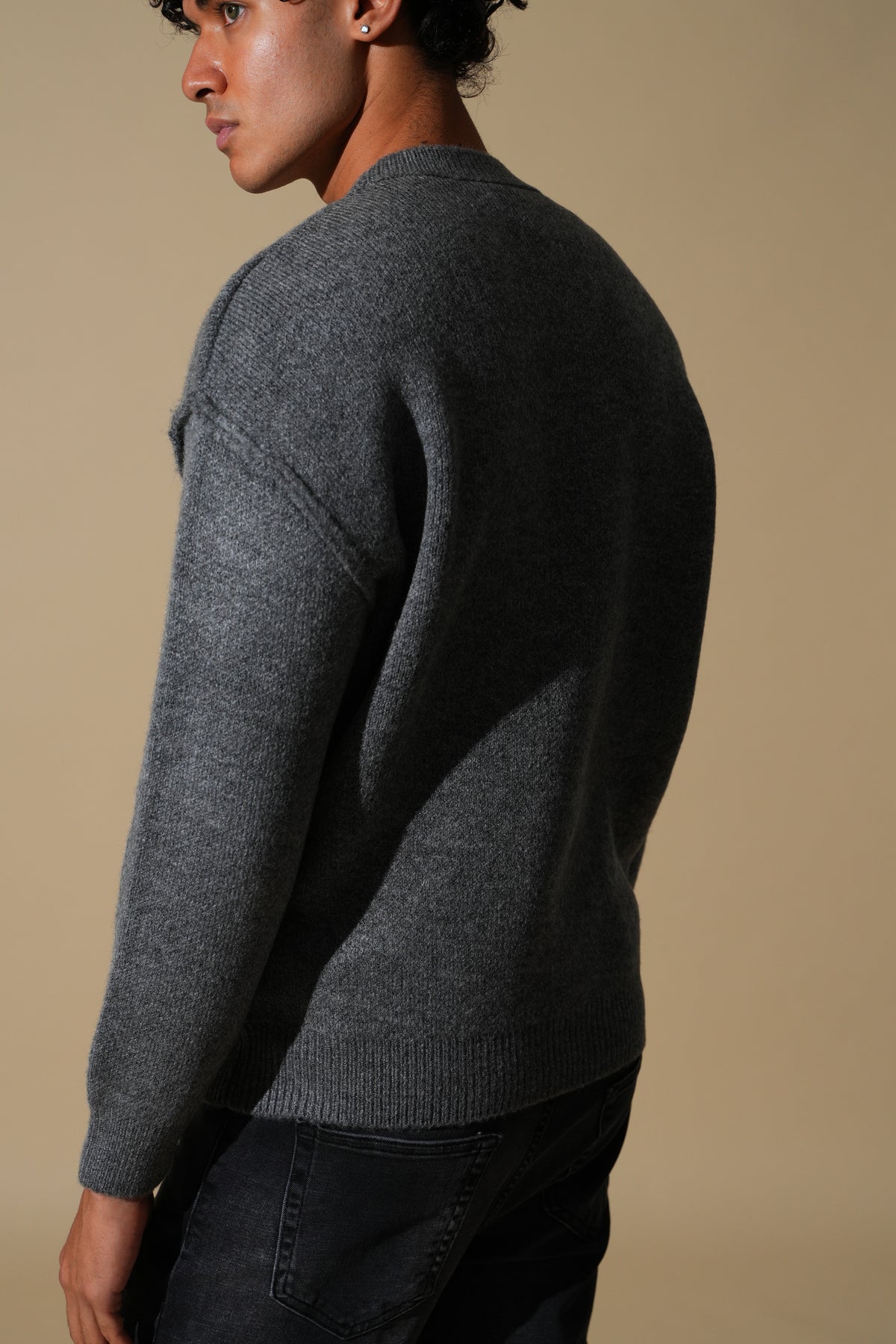 Pullover mit sichtbaren Nähten GL 2711
