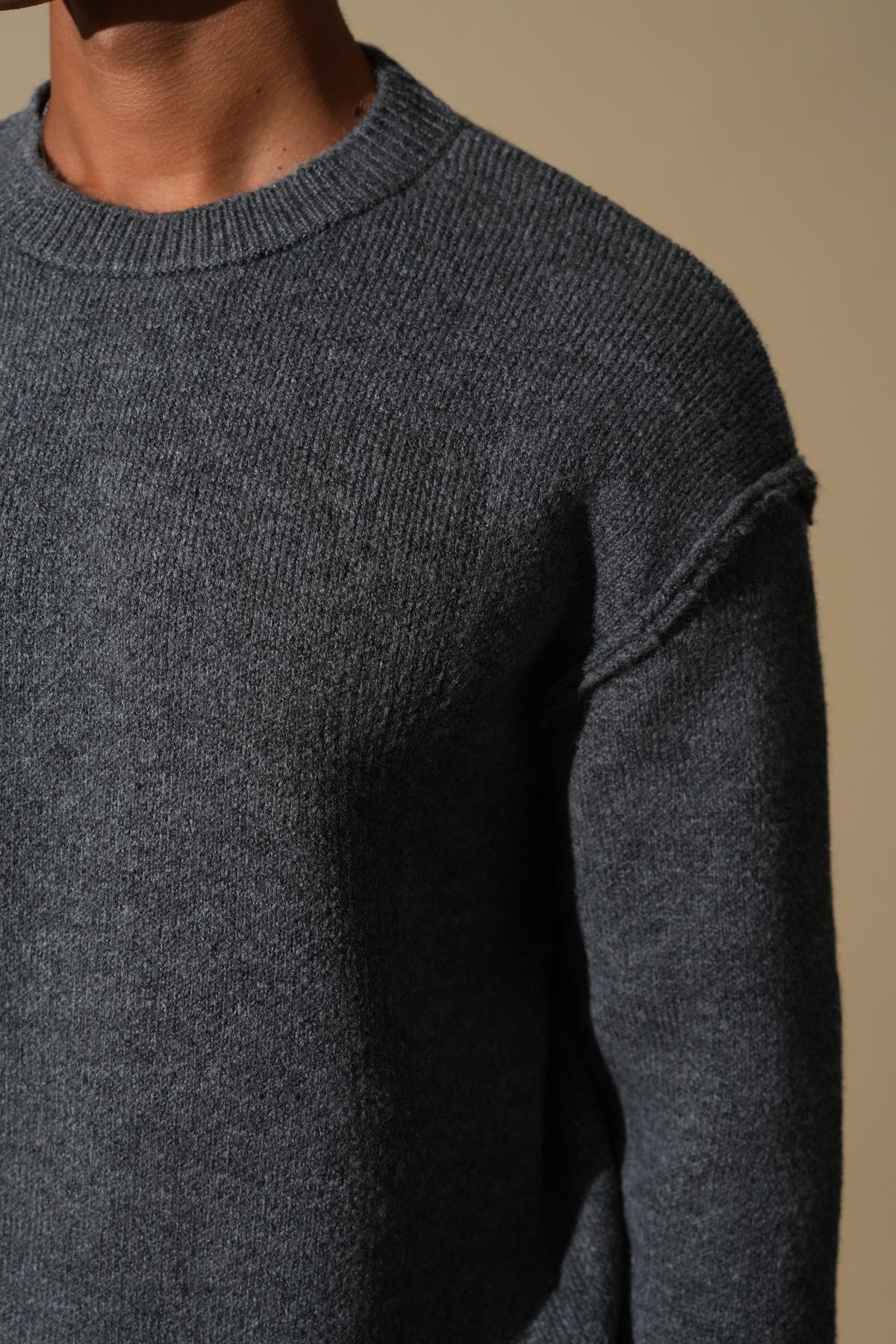 Pullover mit sichtbaren Nähten GL 2711