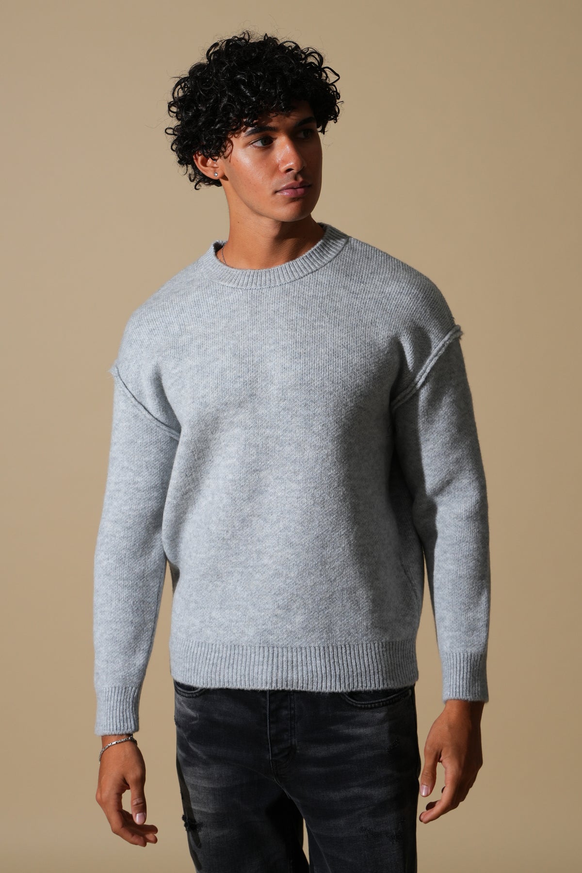 Pullover mit sichtbaren Nähten GL 2711