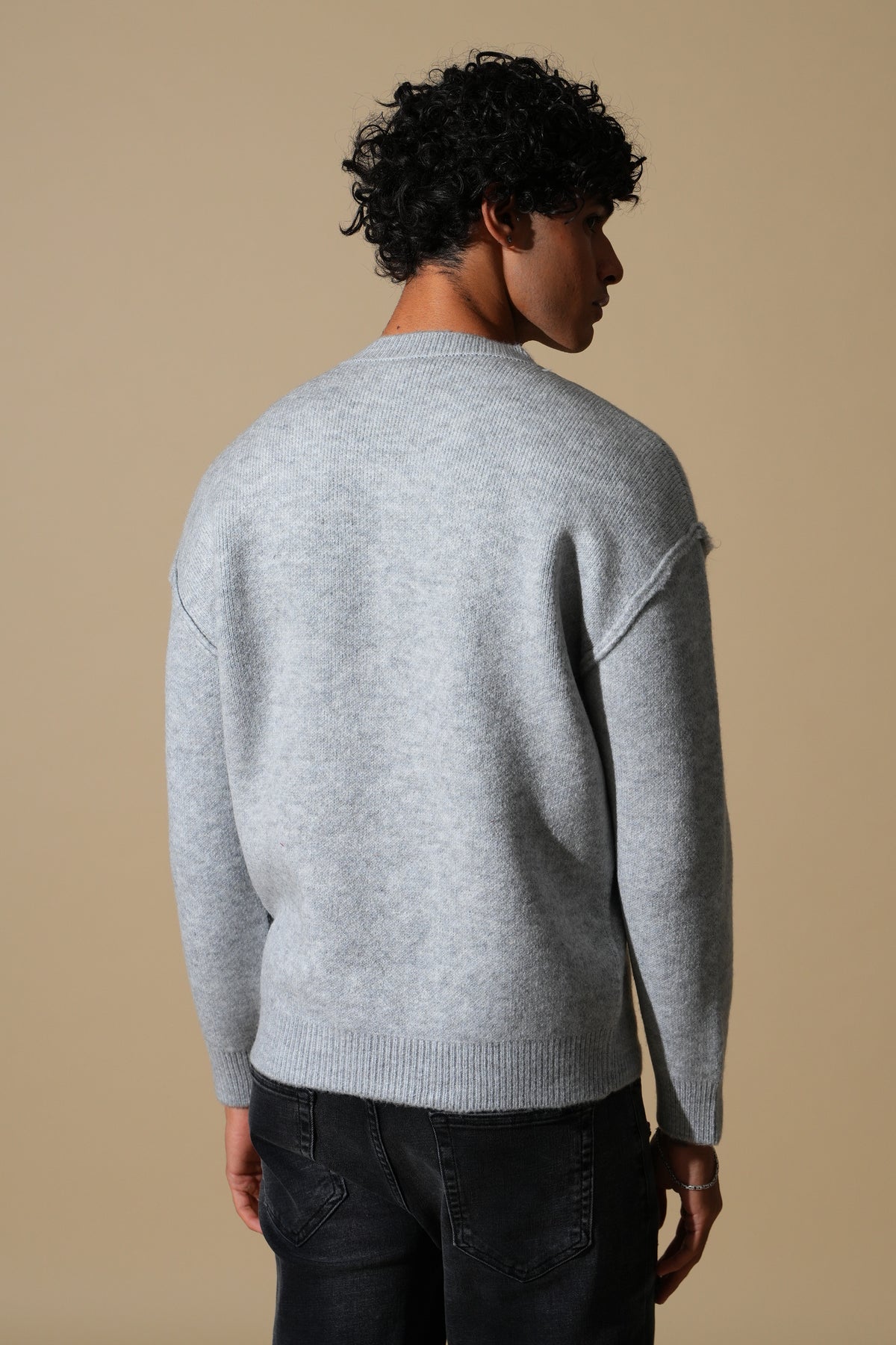 Pullover mit sichtbaren Nähten GL 2711