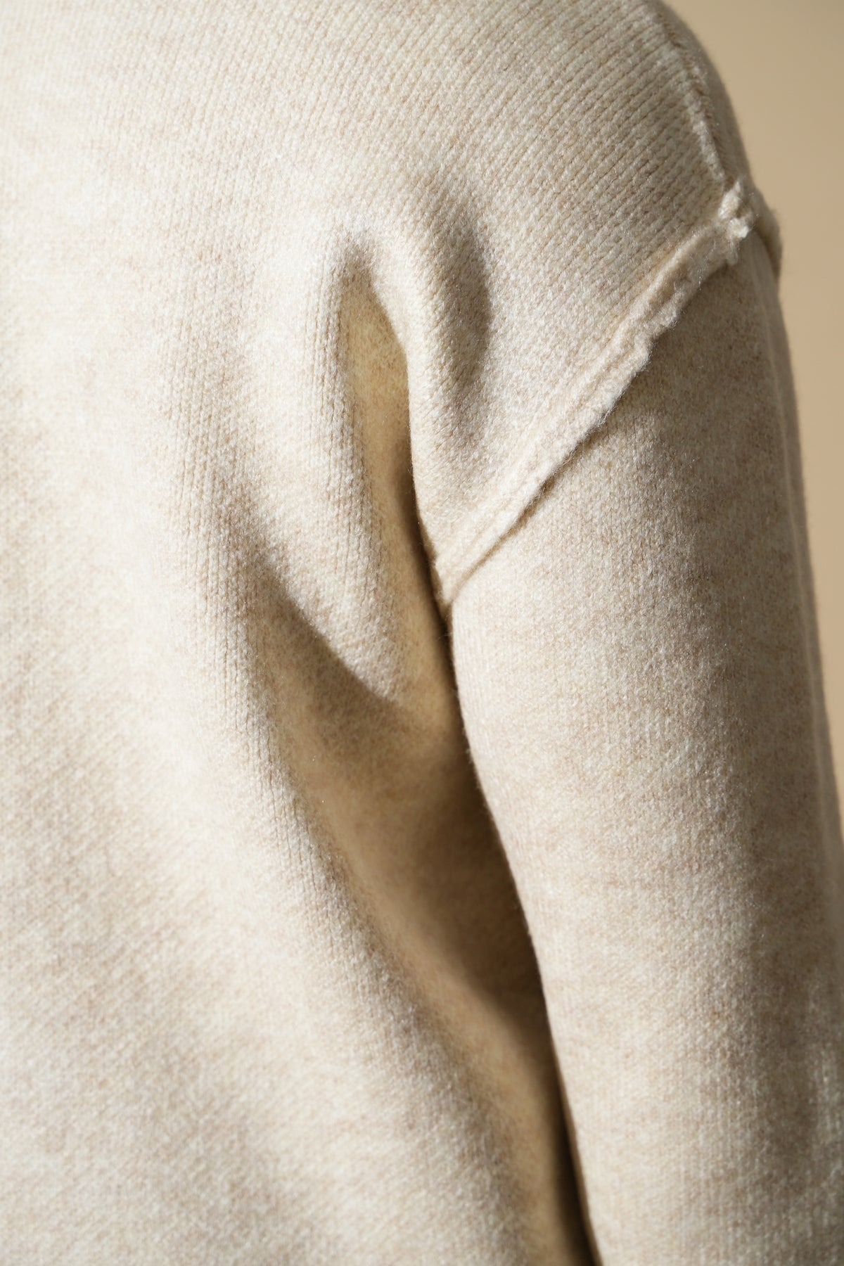 Pullover mit sichtbaren Nähten GL 2711