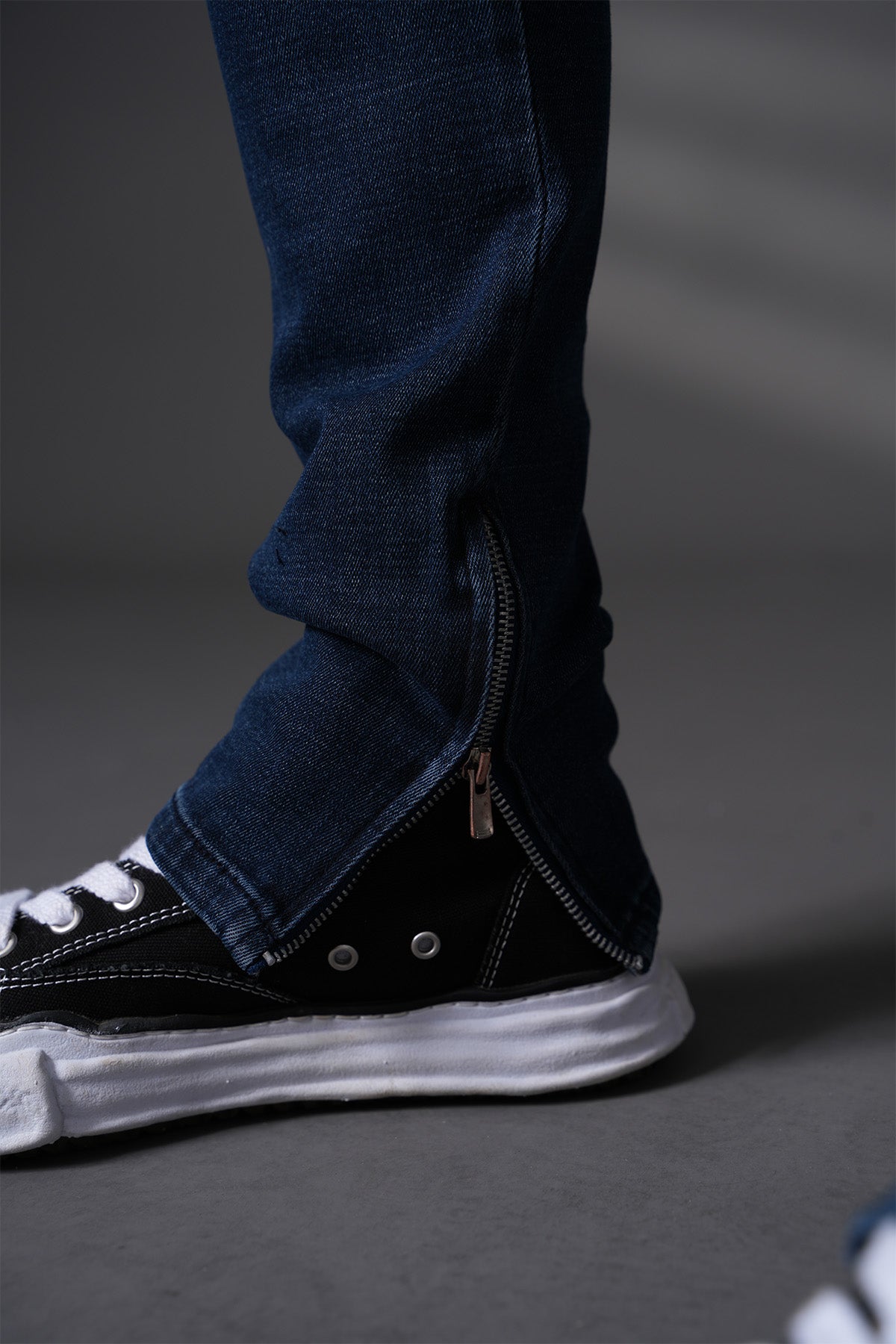 JEAN ZIPPED FIT F0021