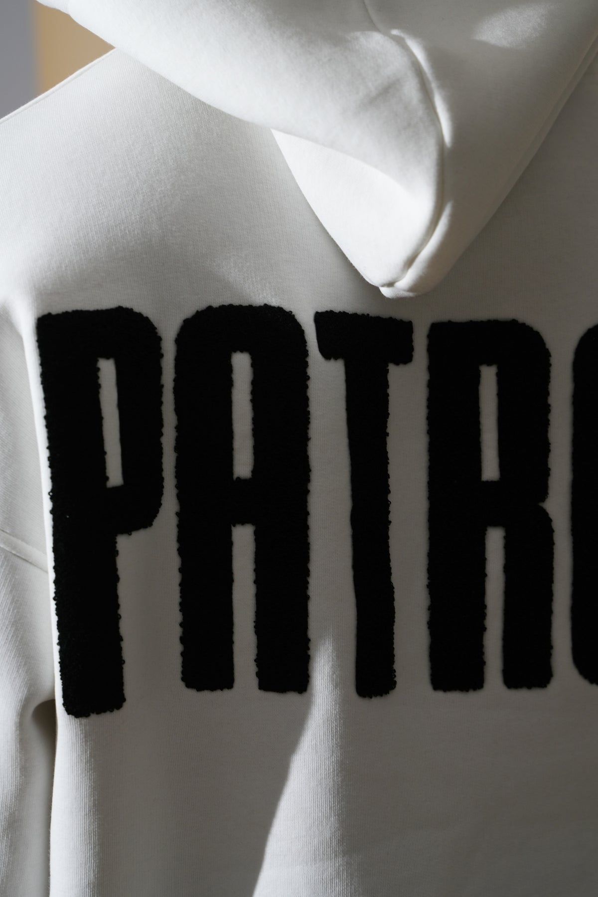 Hoodie mit Patrón-Schriftzug GL 2751