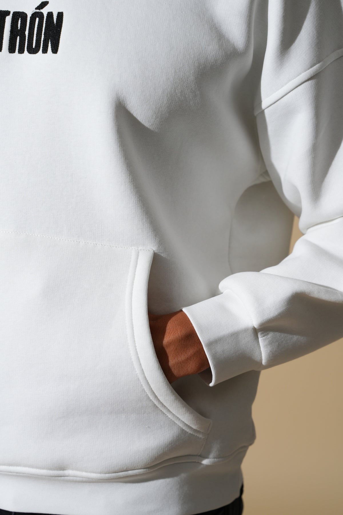 Hoodie mit Patrón-Schriftzug GL 2751