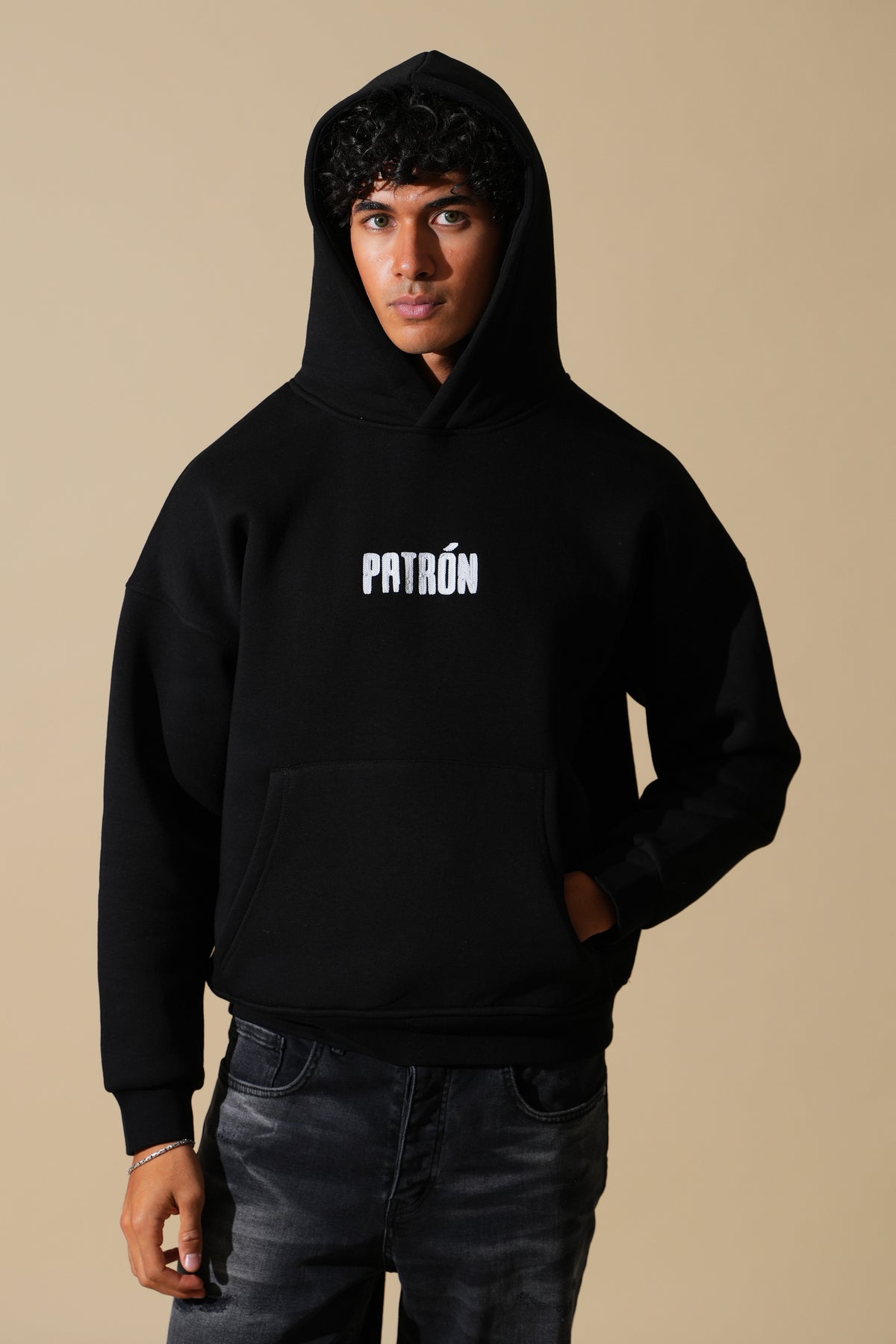 Hoodie mit Patrón-Schriftzug GL 2751