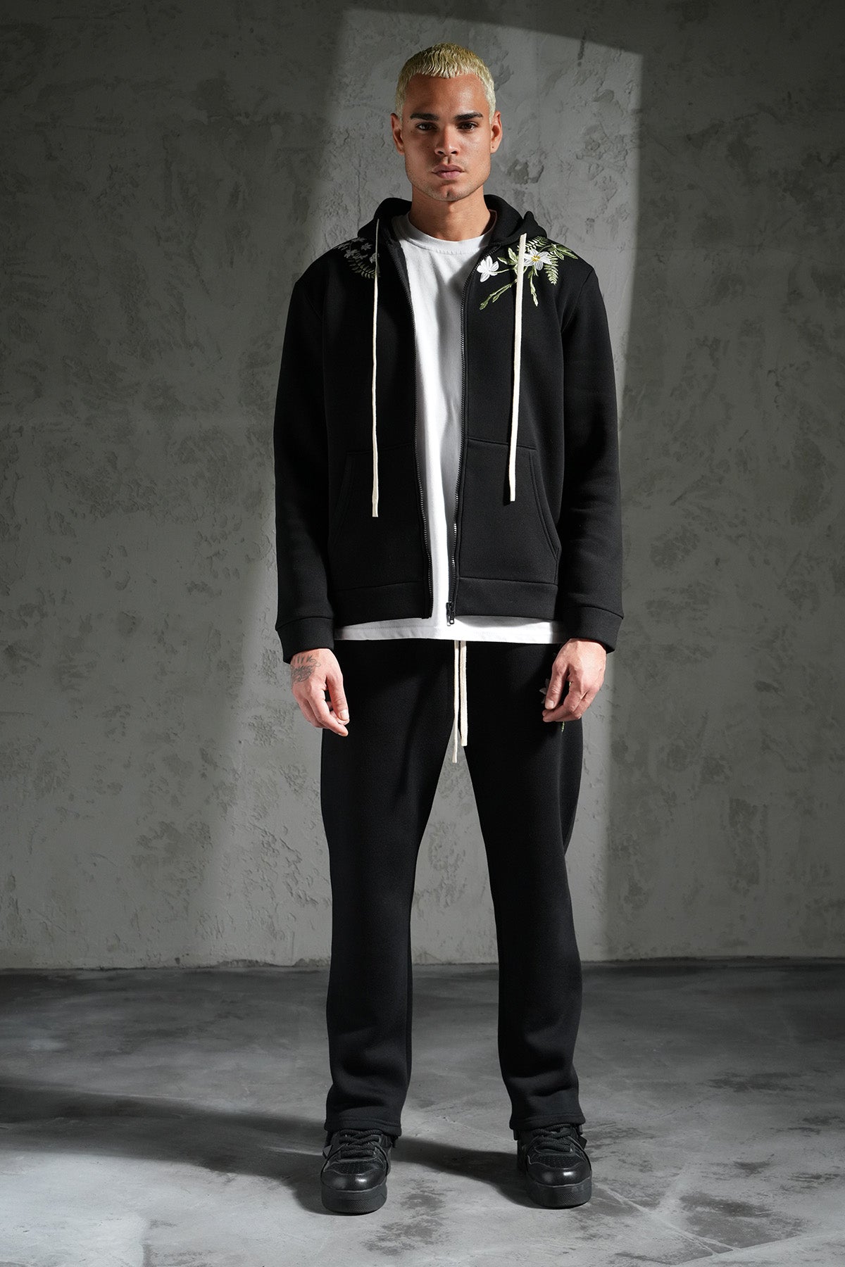 ENSEMBLE LL110035