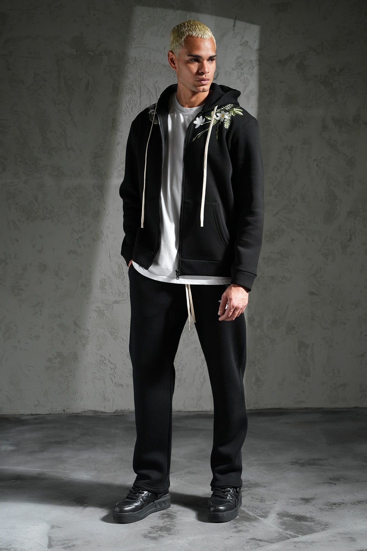 ENSEMBLE LL110035