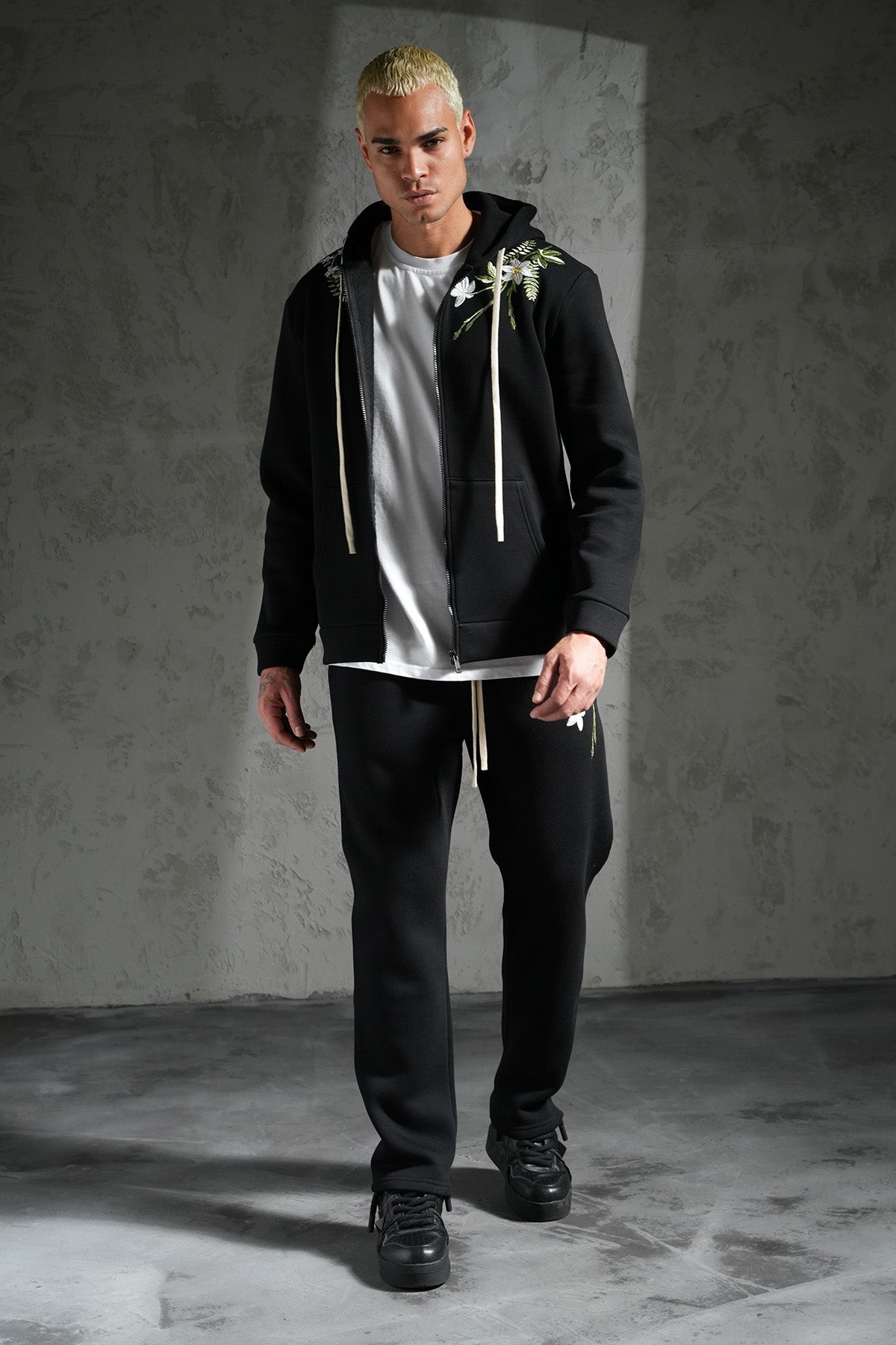 ENSEMBLE LL110035