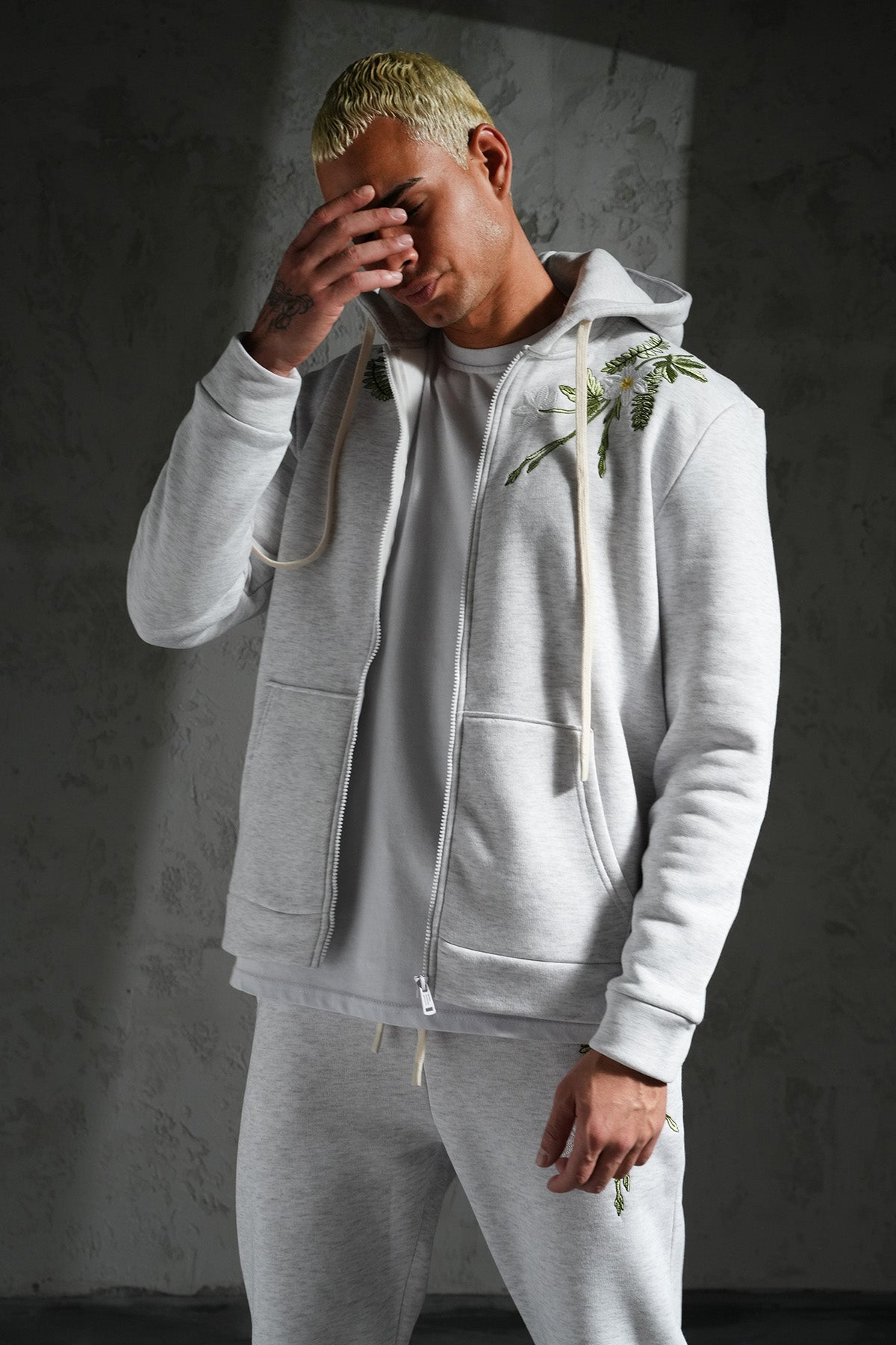 ENSEMBLE LL110035