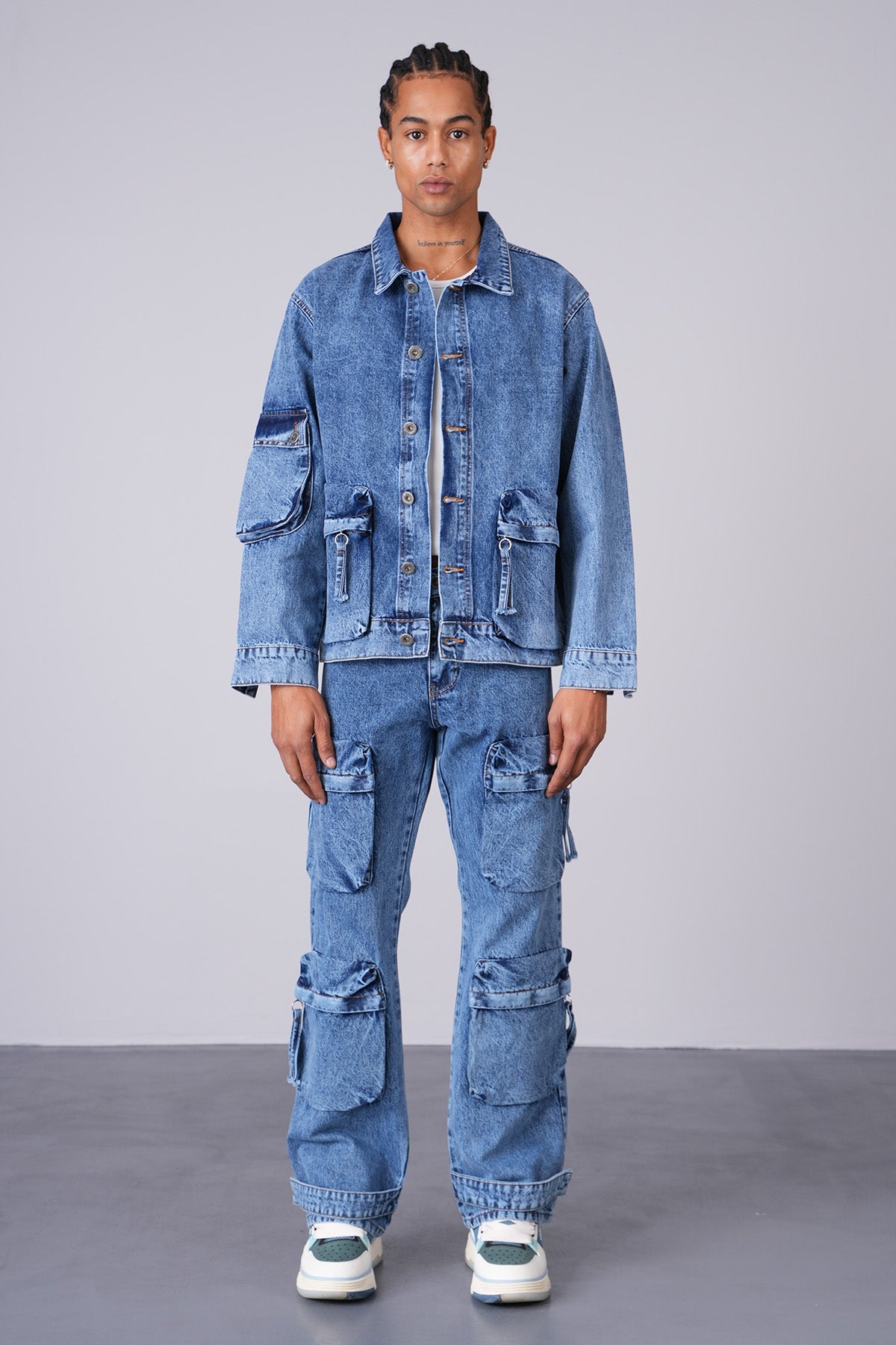 Selected Variant Image