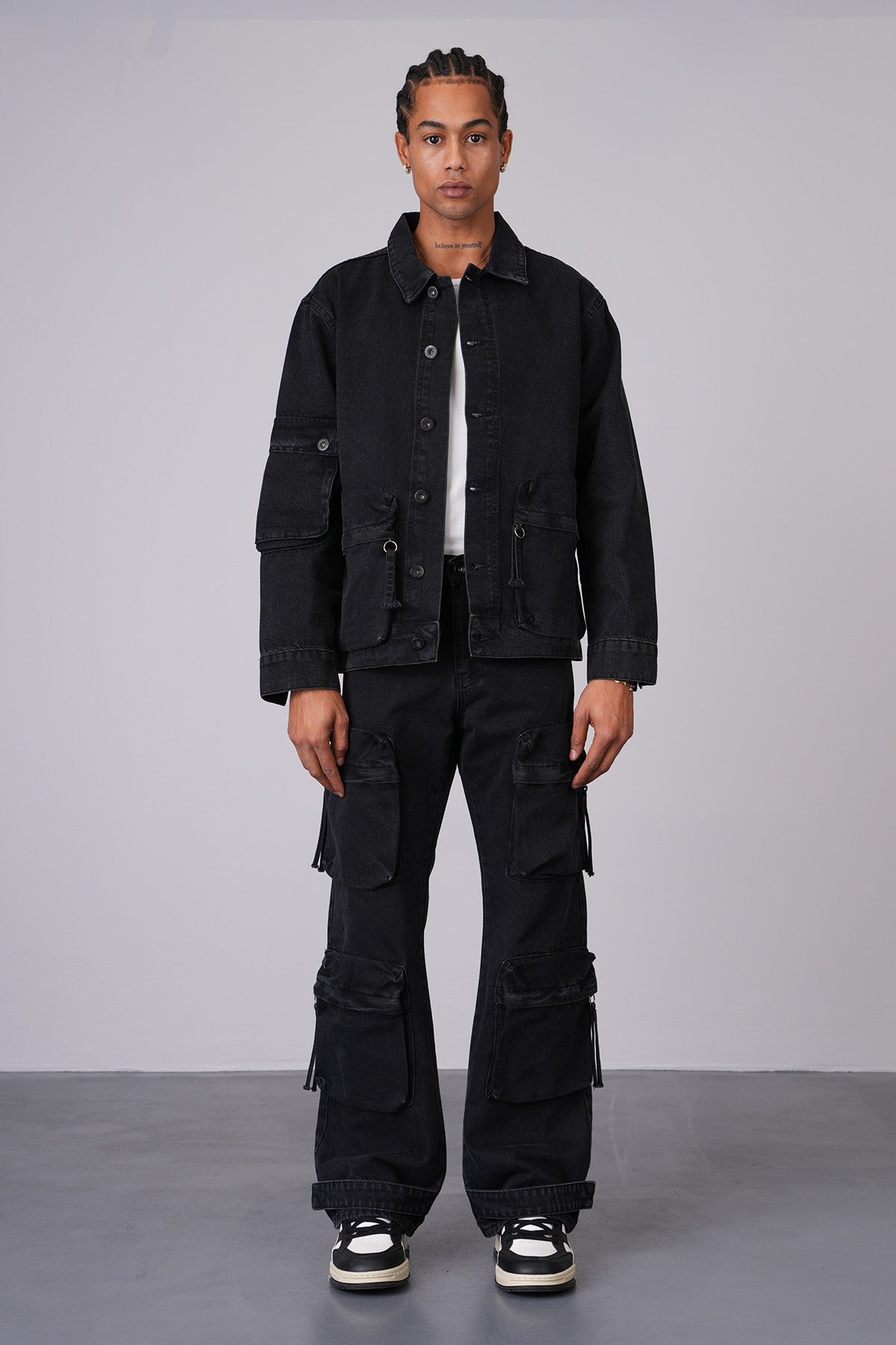 Selected Variant Image