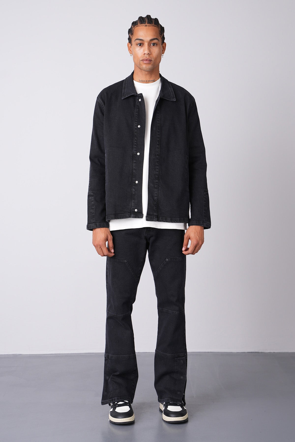 Selected Variant Image