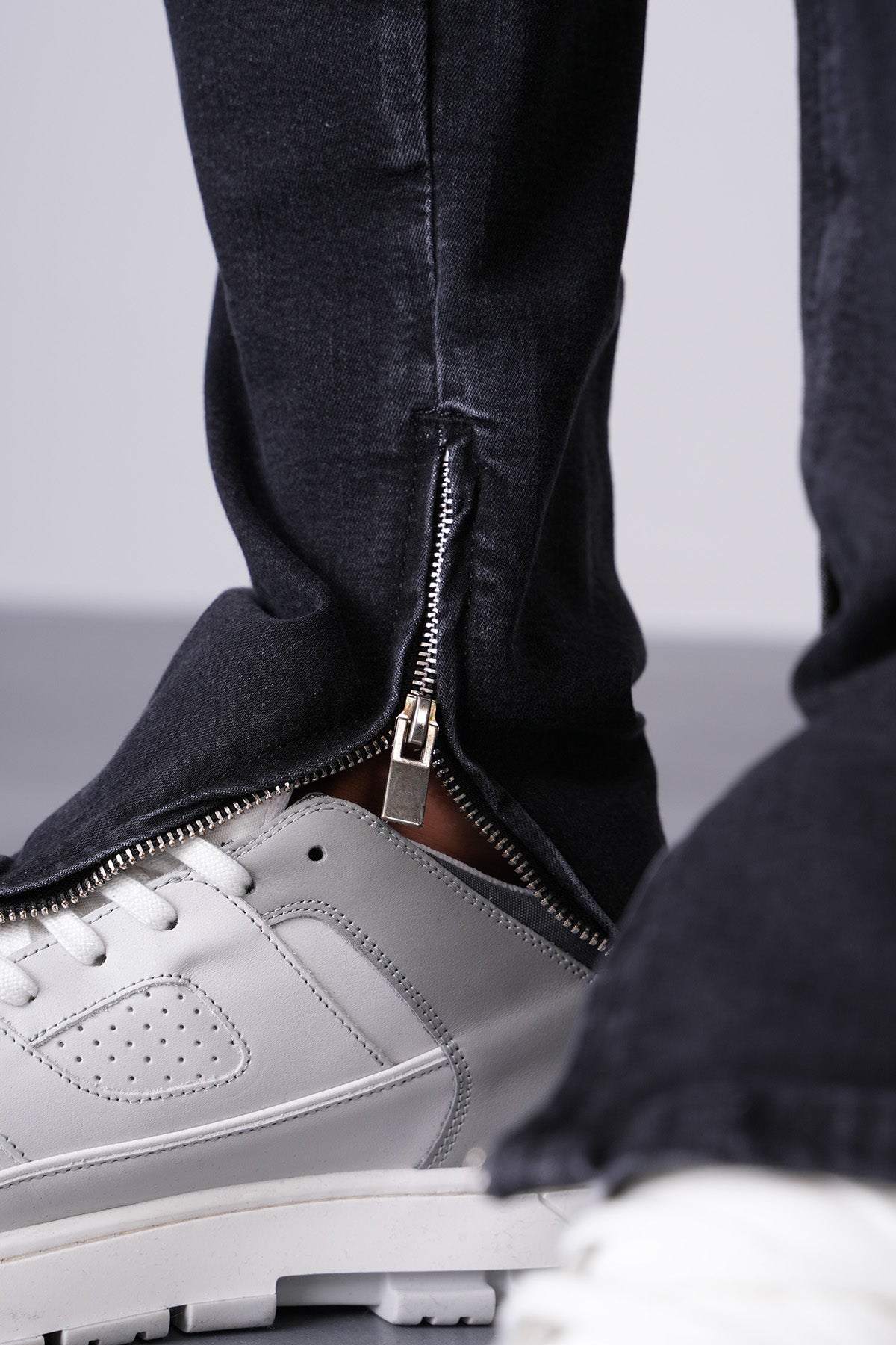 ZIPPED JEAN LL2000307