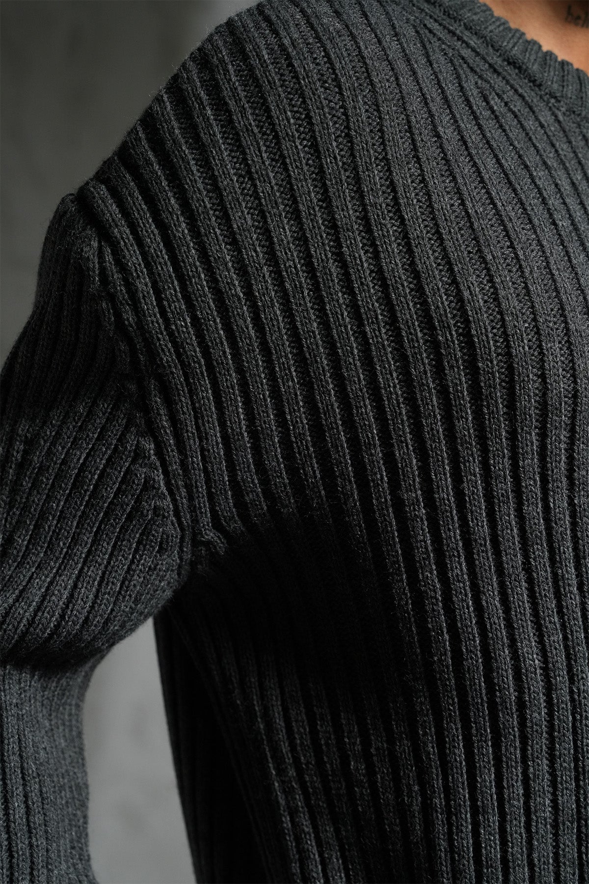PULL LL061004