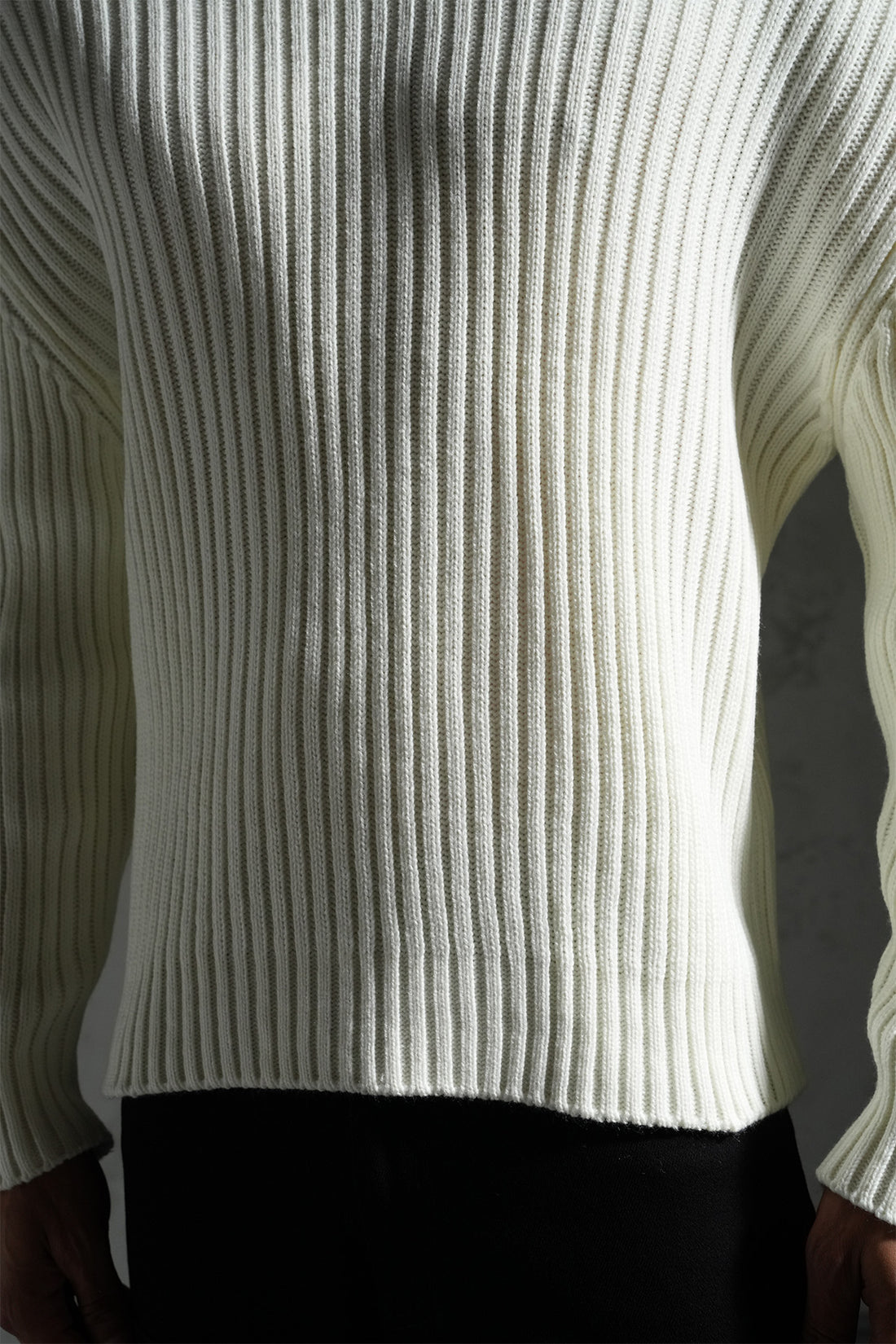 PULL LL061004