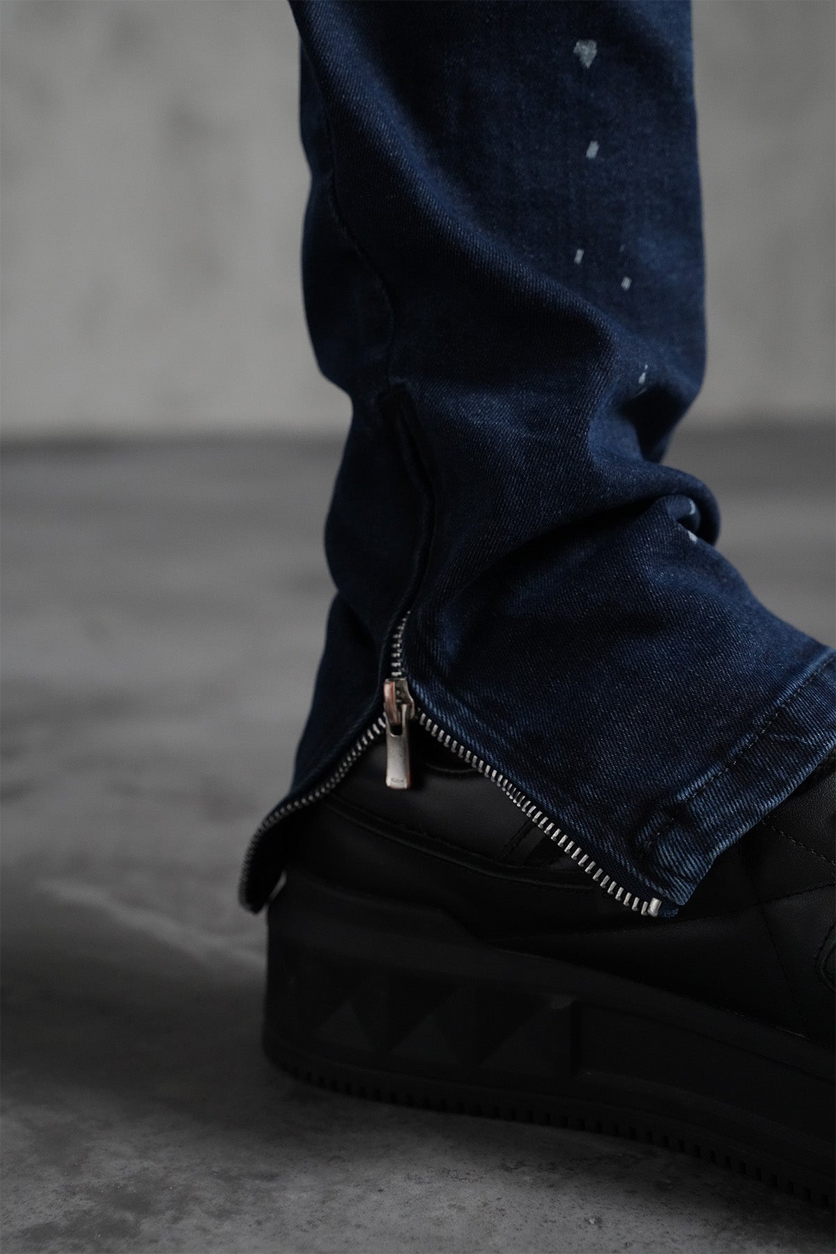 JEAN ZIPPED FIT F007