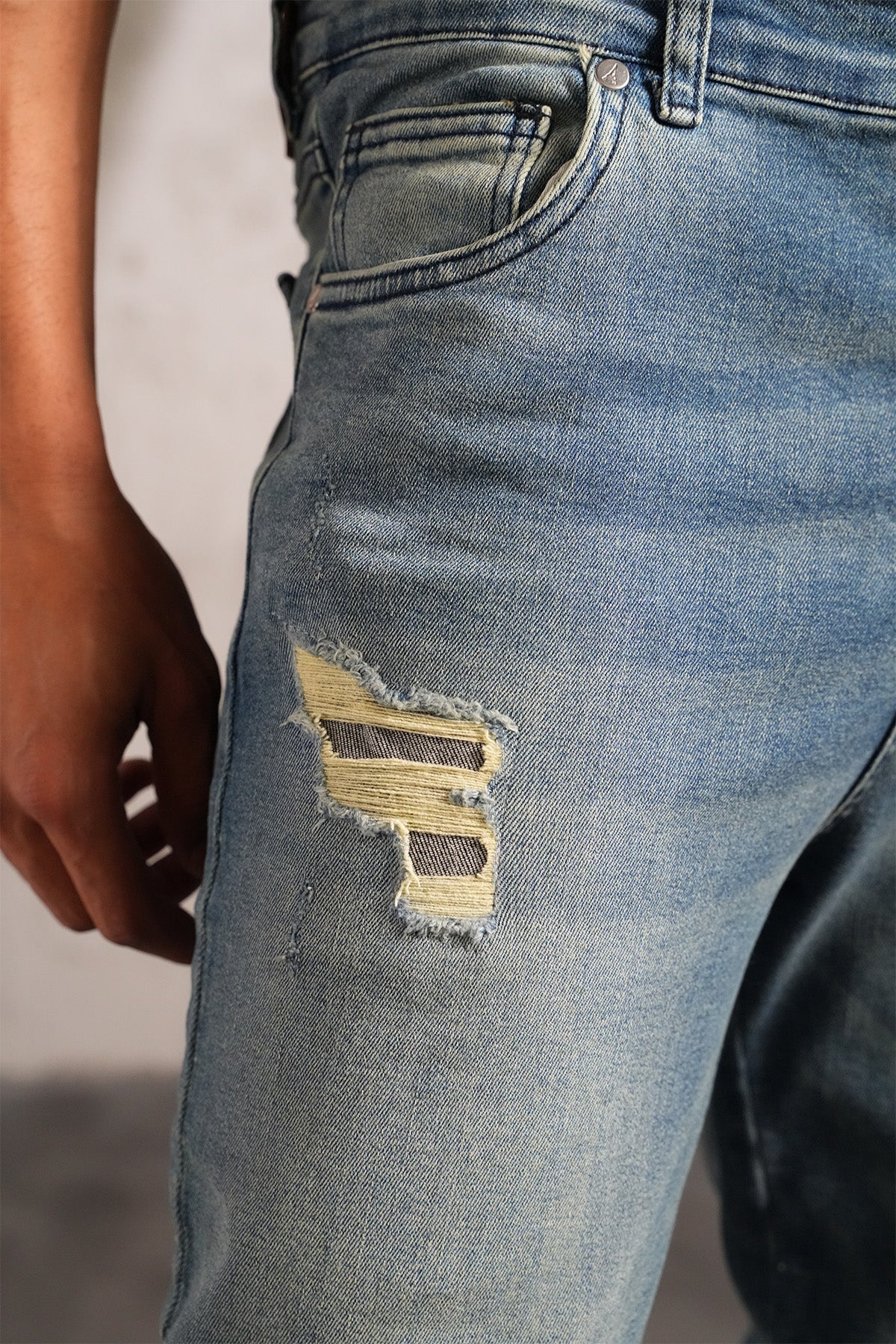 JEAN ZIPPED F009