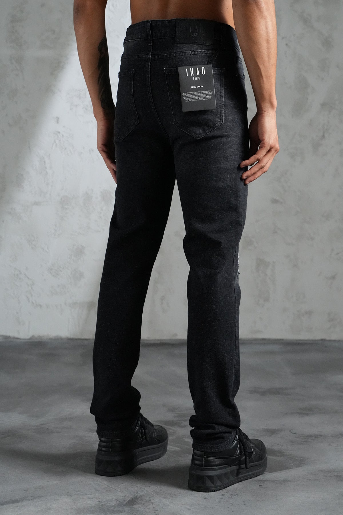JEANS TAILLIERTER SCHNITT F003