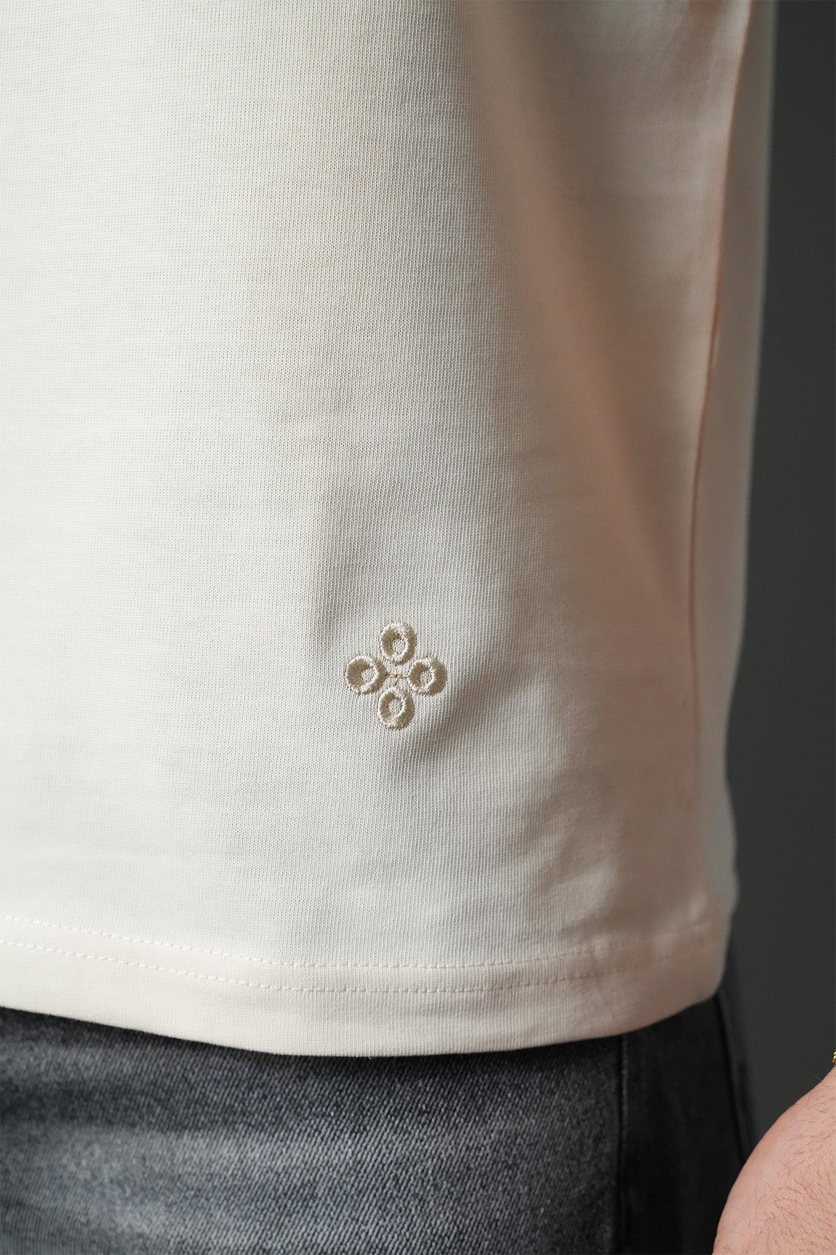 T-SHIRT LL1100174